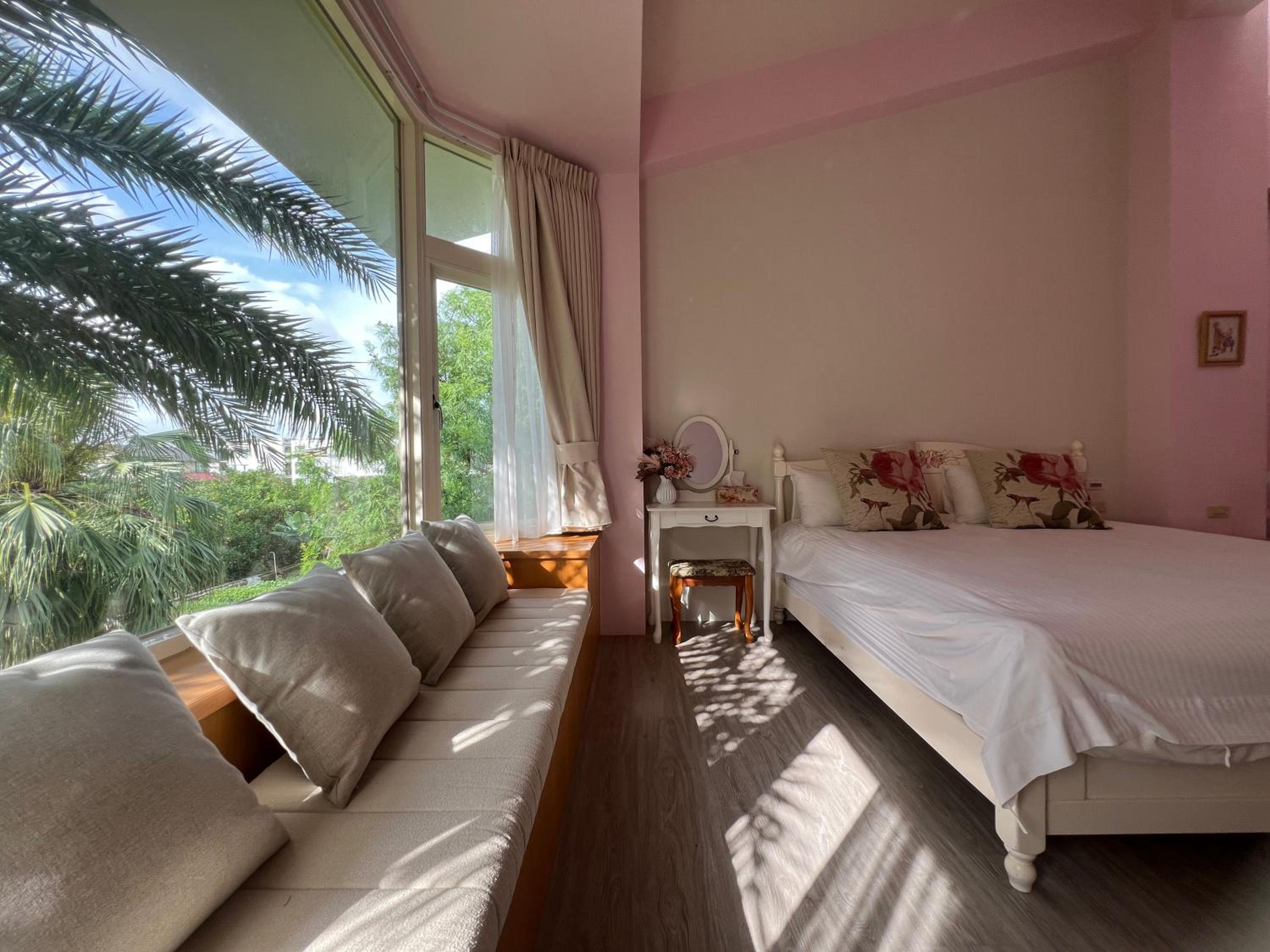Quadruple Room with Garden View