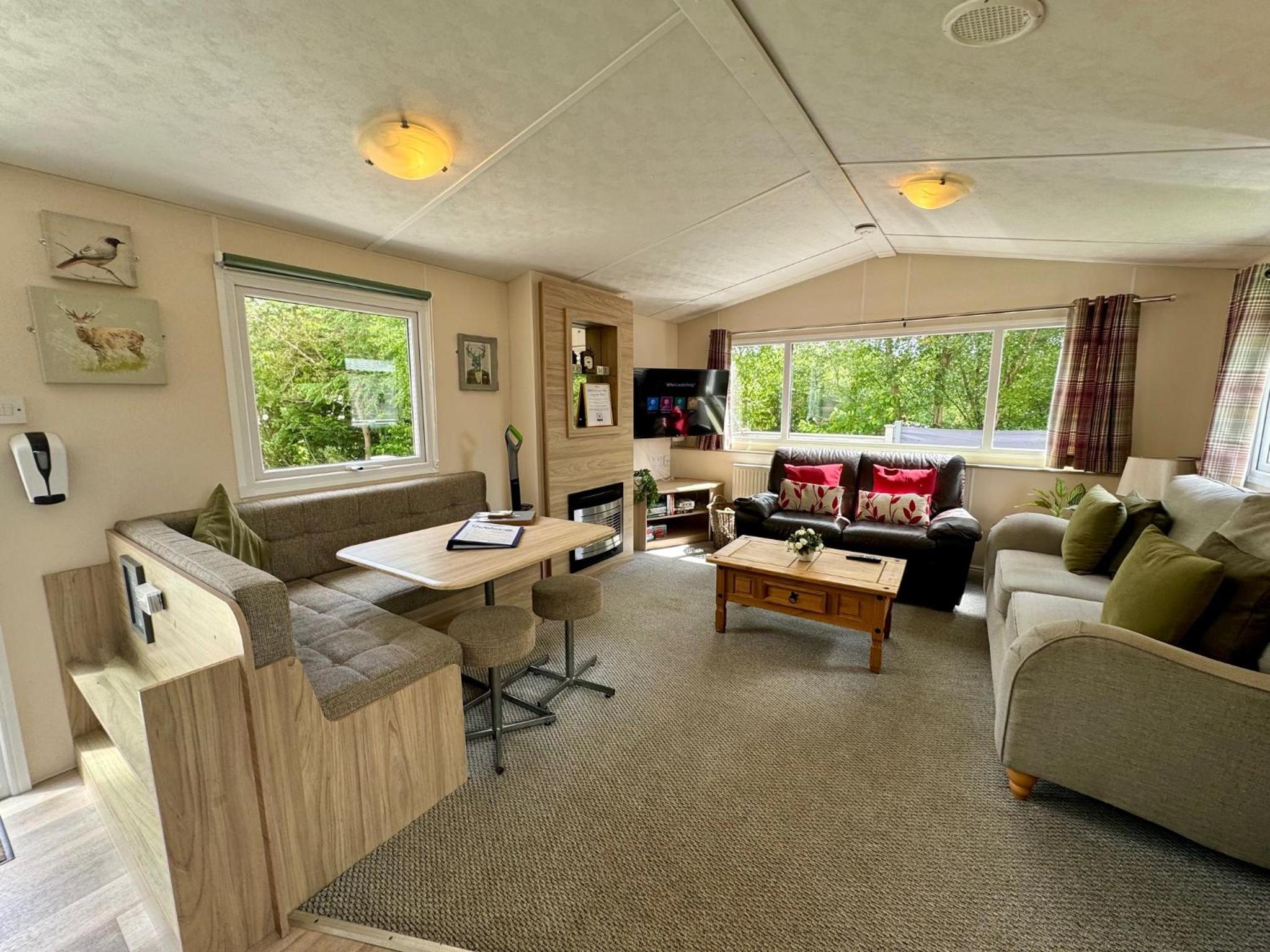 Two-Bedroom House photo 2