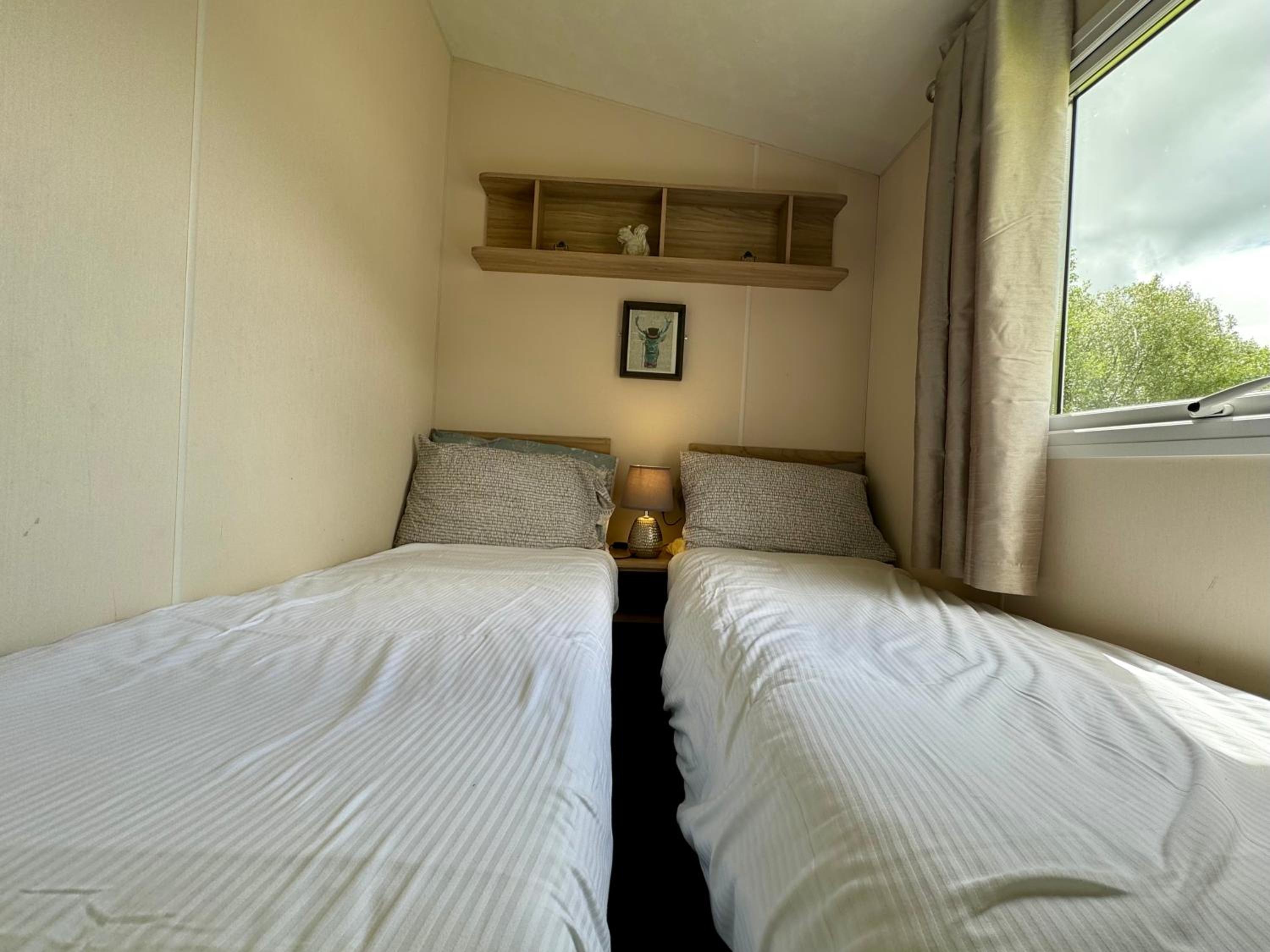 Two-Bedroom House photo 3