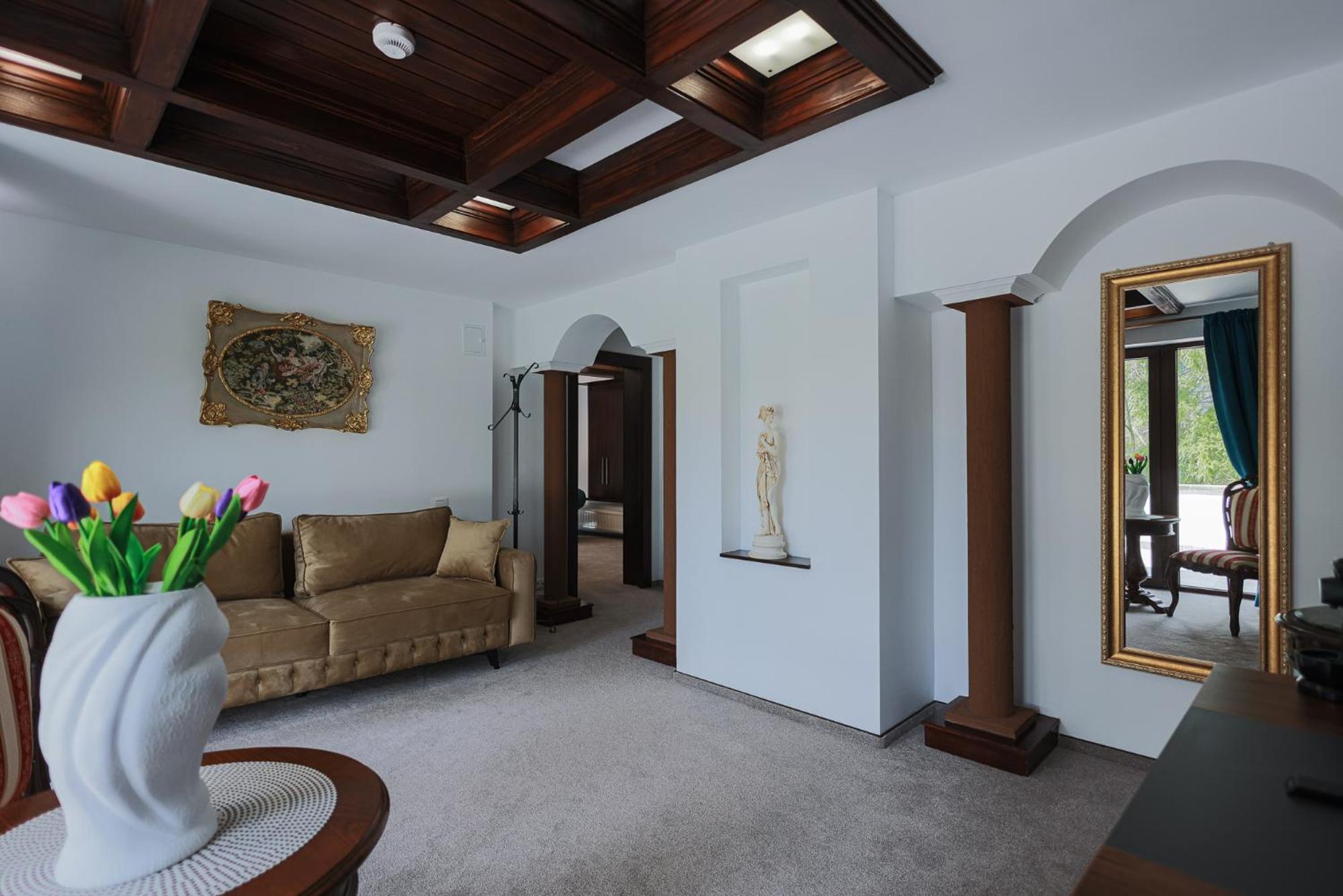 King Apartment photo 2