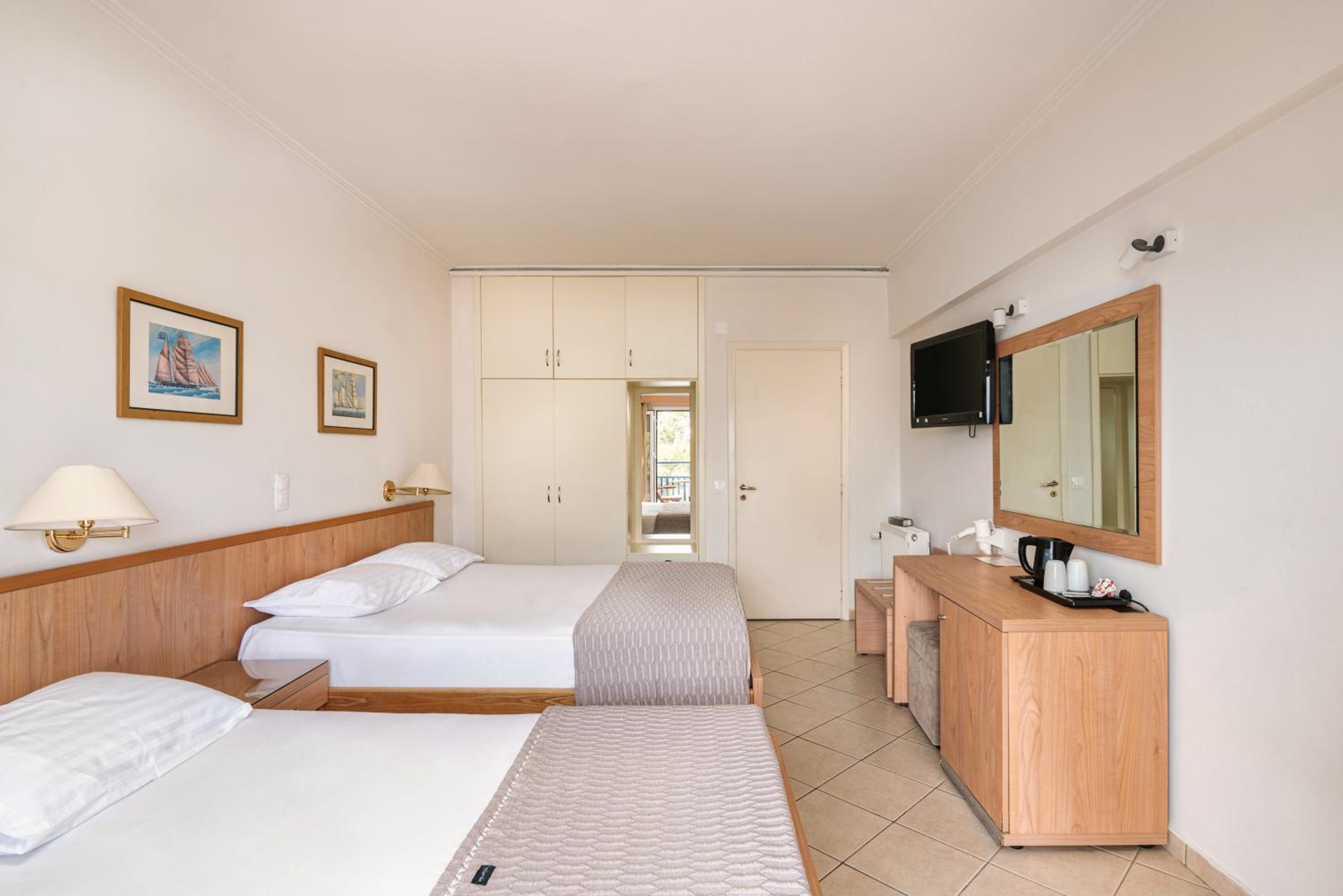 Triple Room with Sea View photo 3