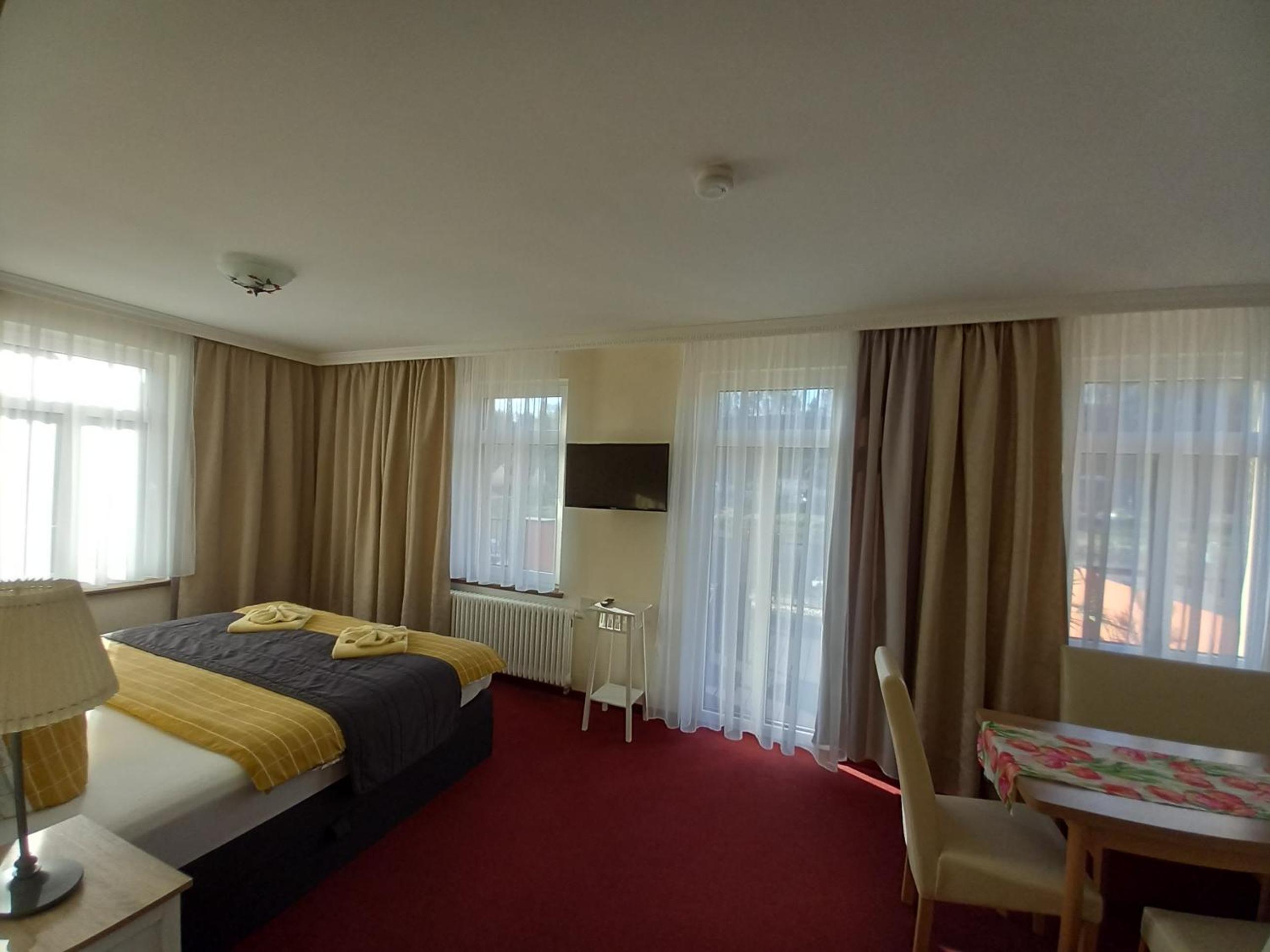 Comfort Triple Room