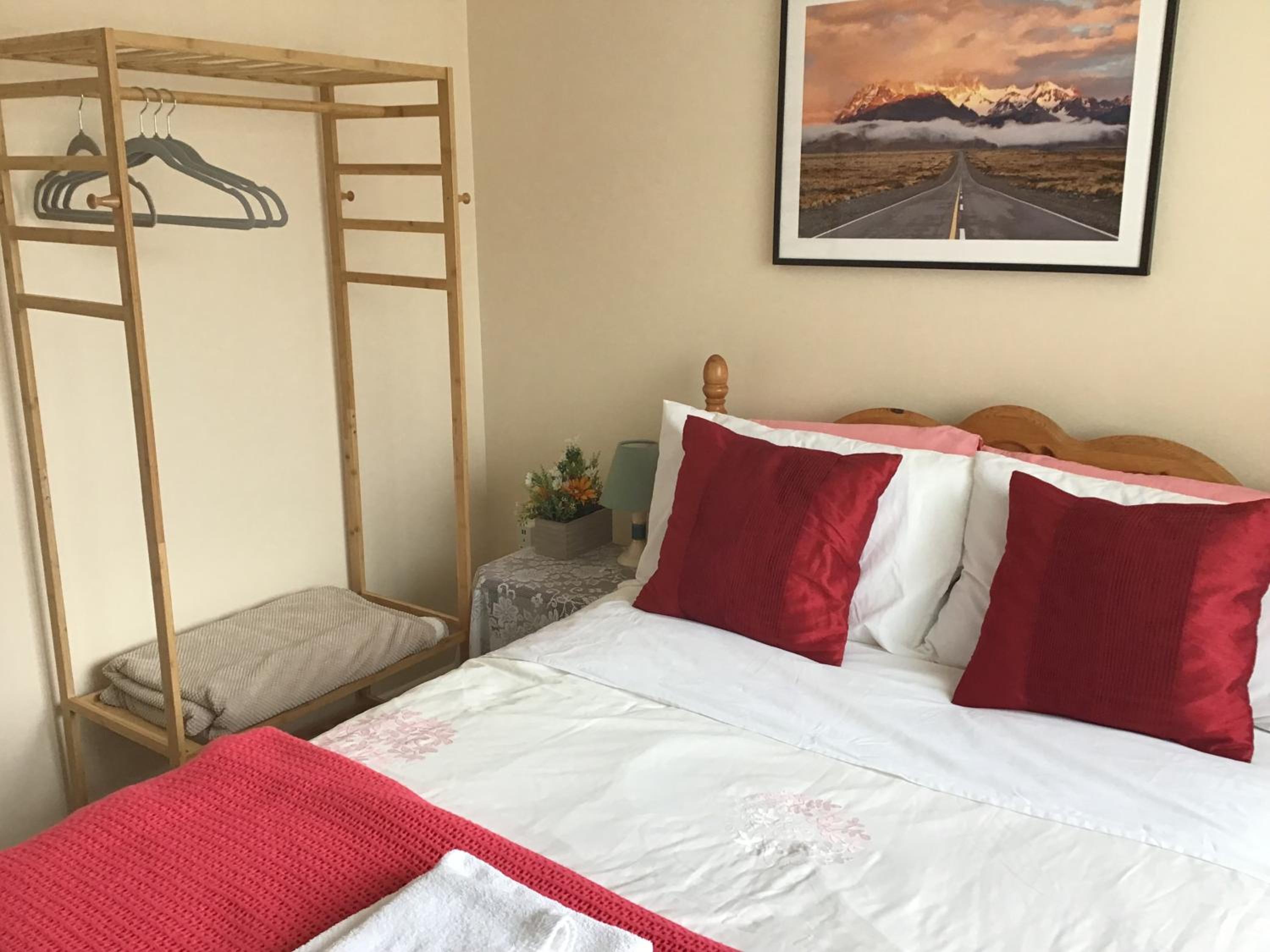 Double Room with Shared Bathroom photo 1