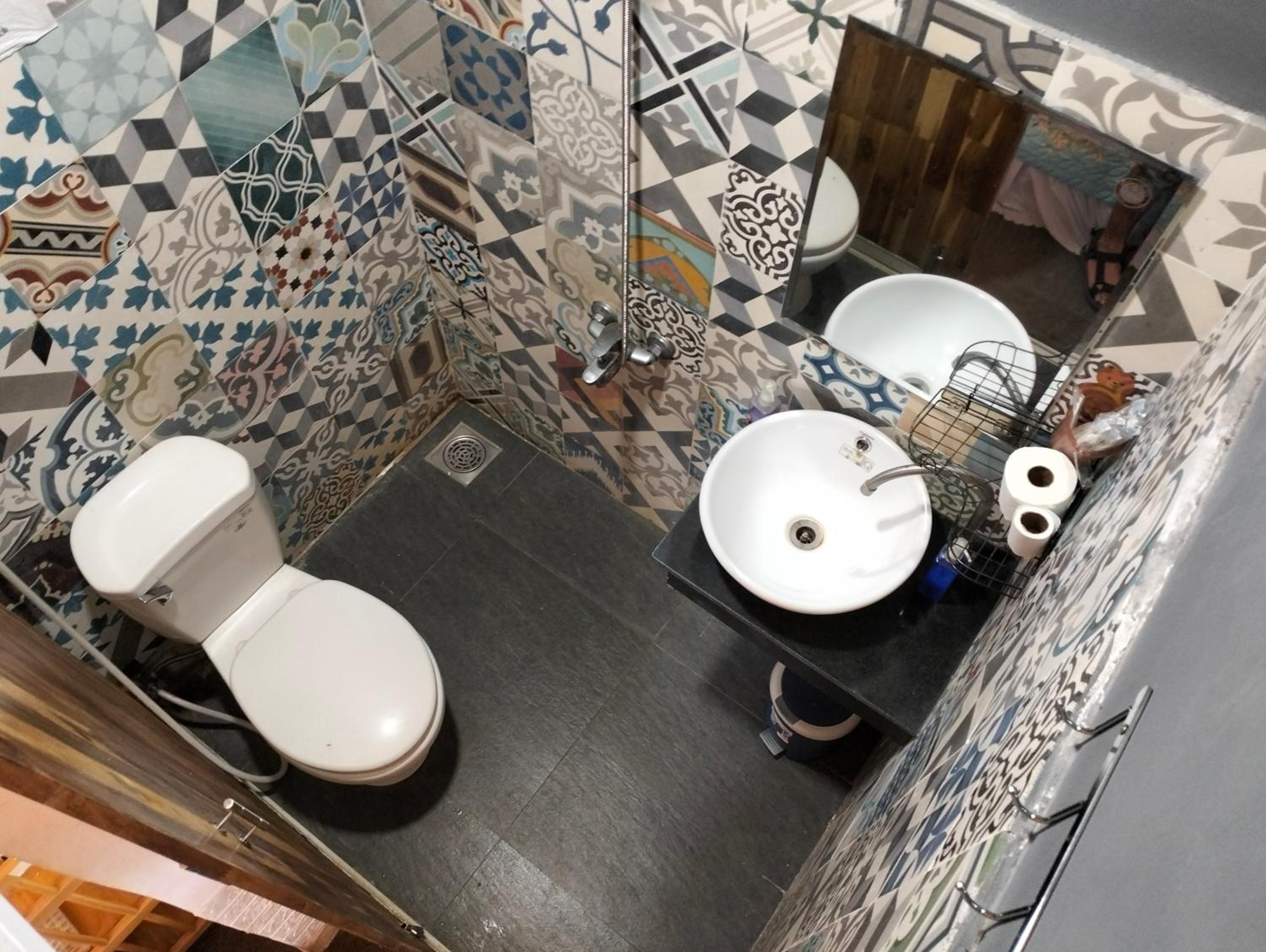 Double Room with Private Bathroom - Photo 7