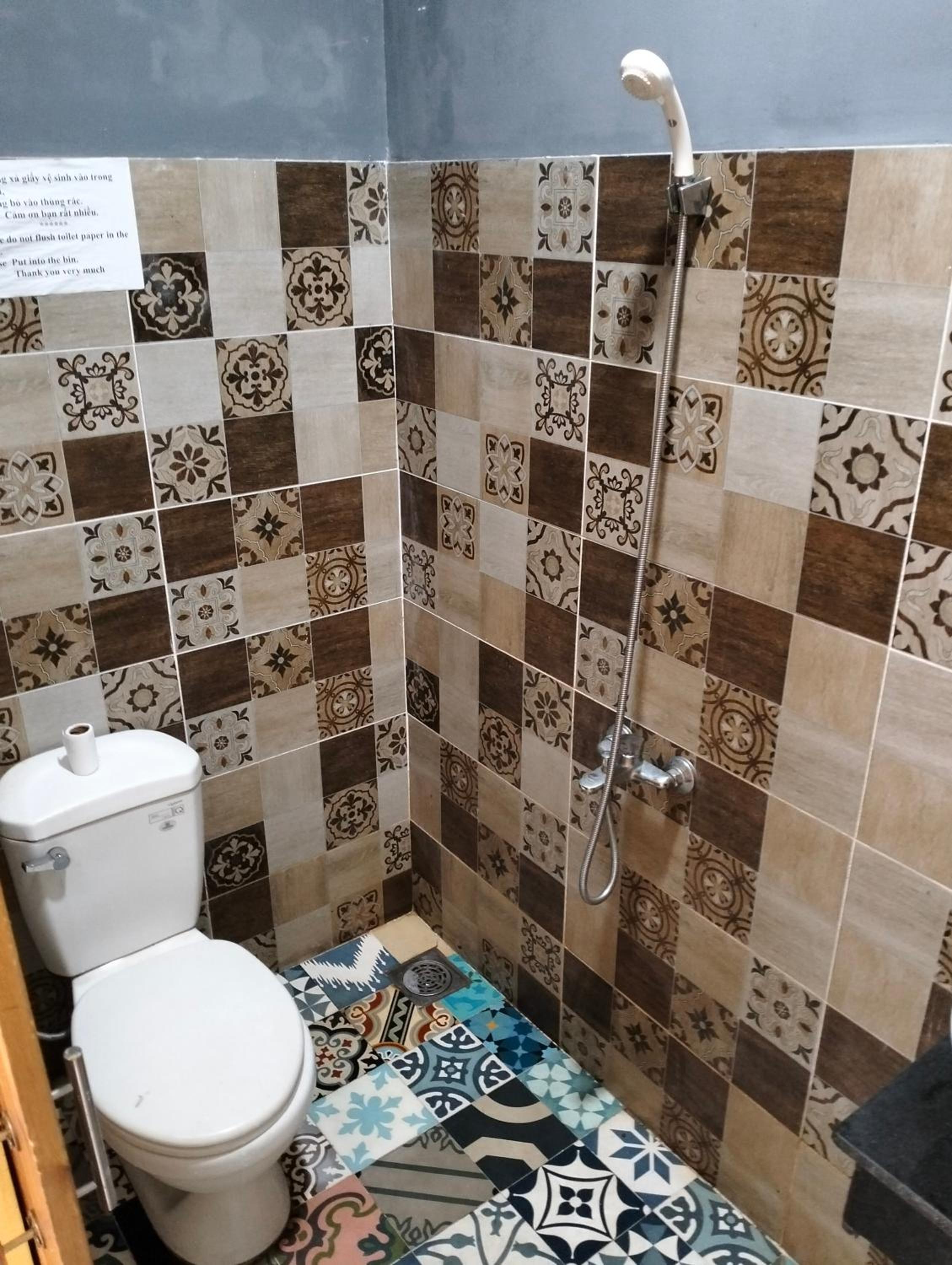 Double Room with Private Bathroom - Photo 20