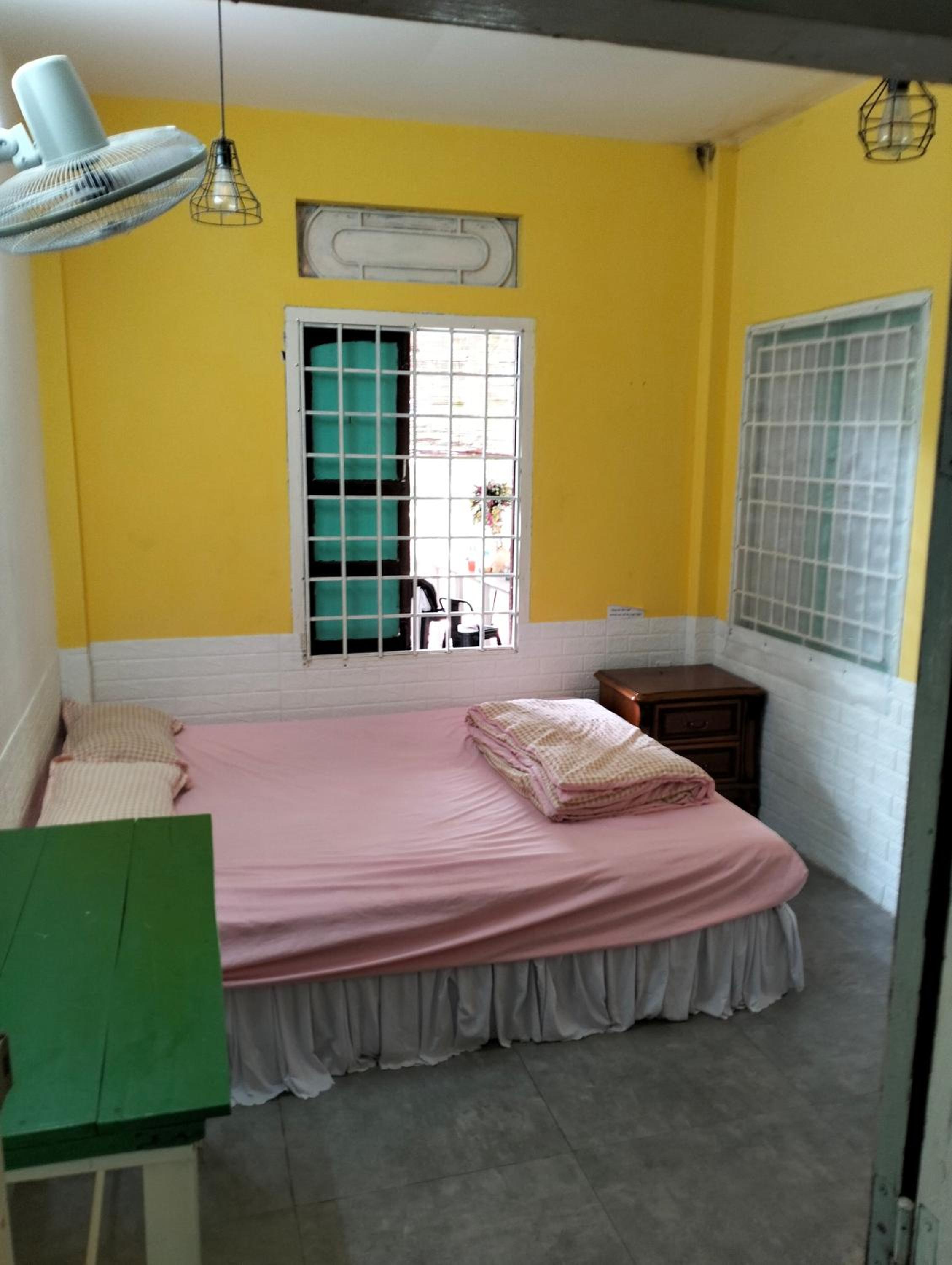 Double Room with Private Bathroom - Photo 5