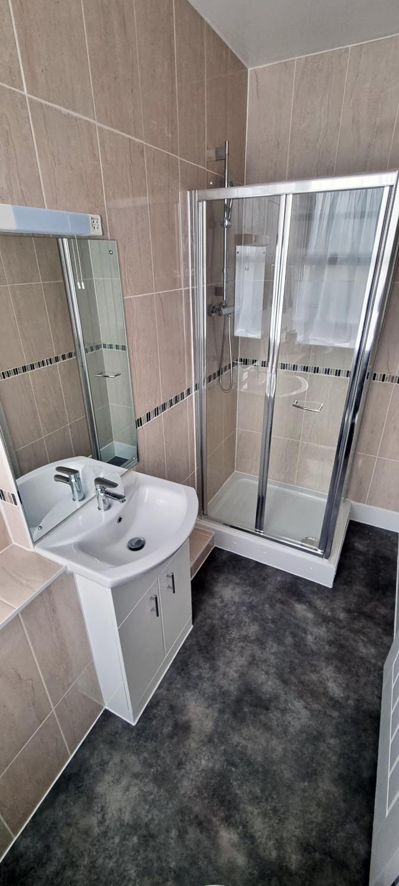 Single Room photo 2