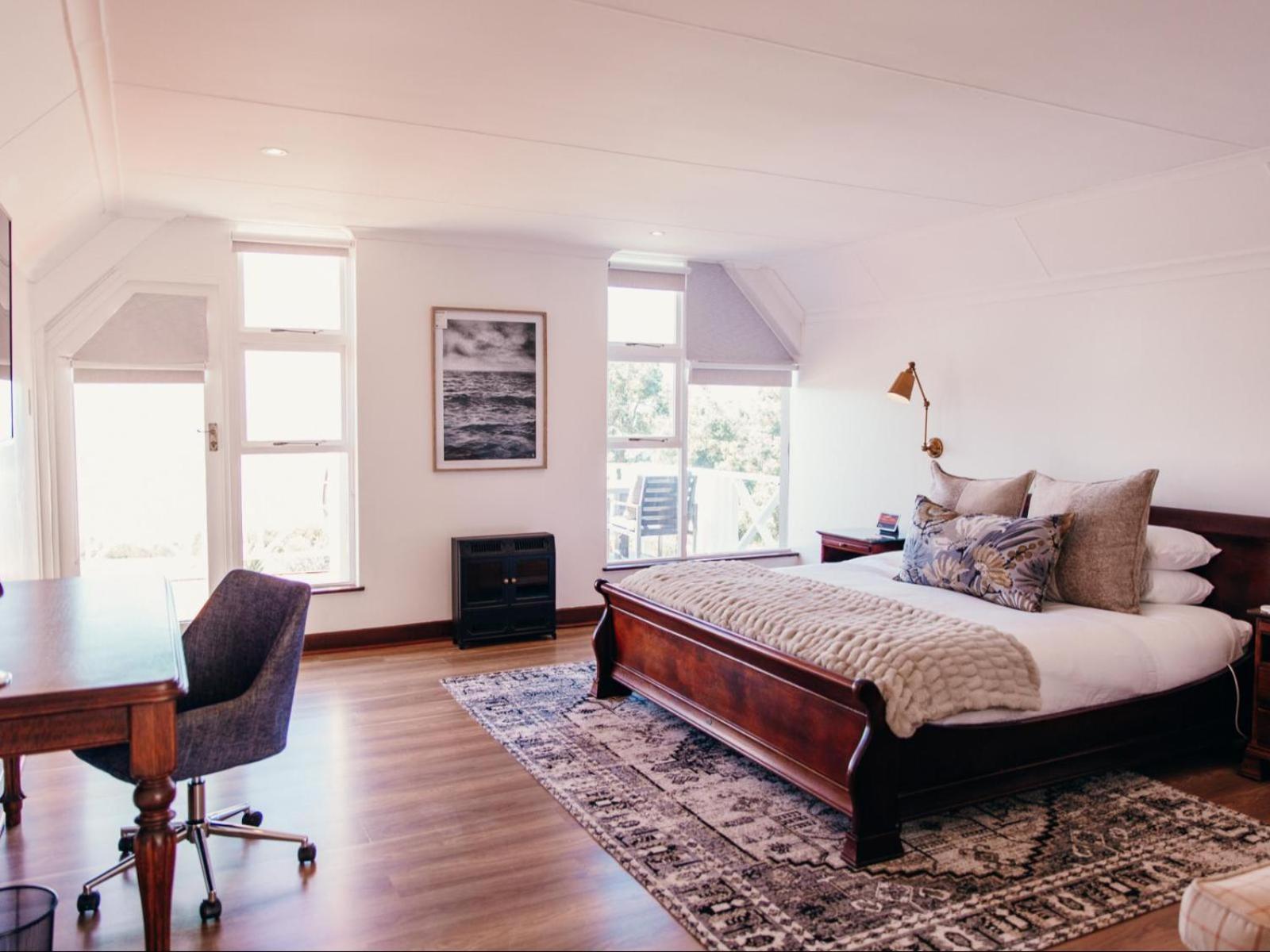 Deluxe Double Room with Sea View - Photo 7