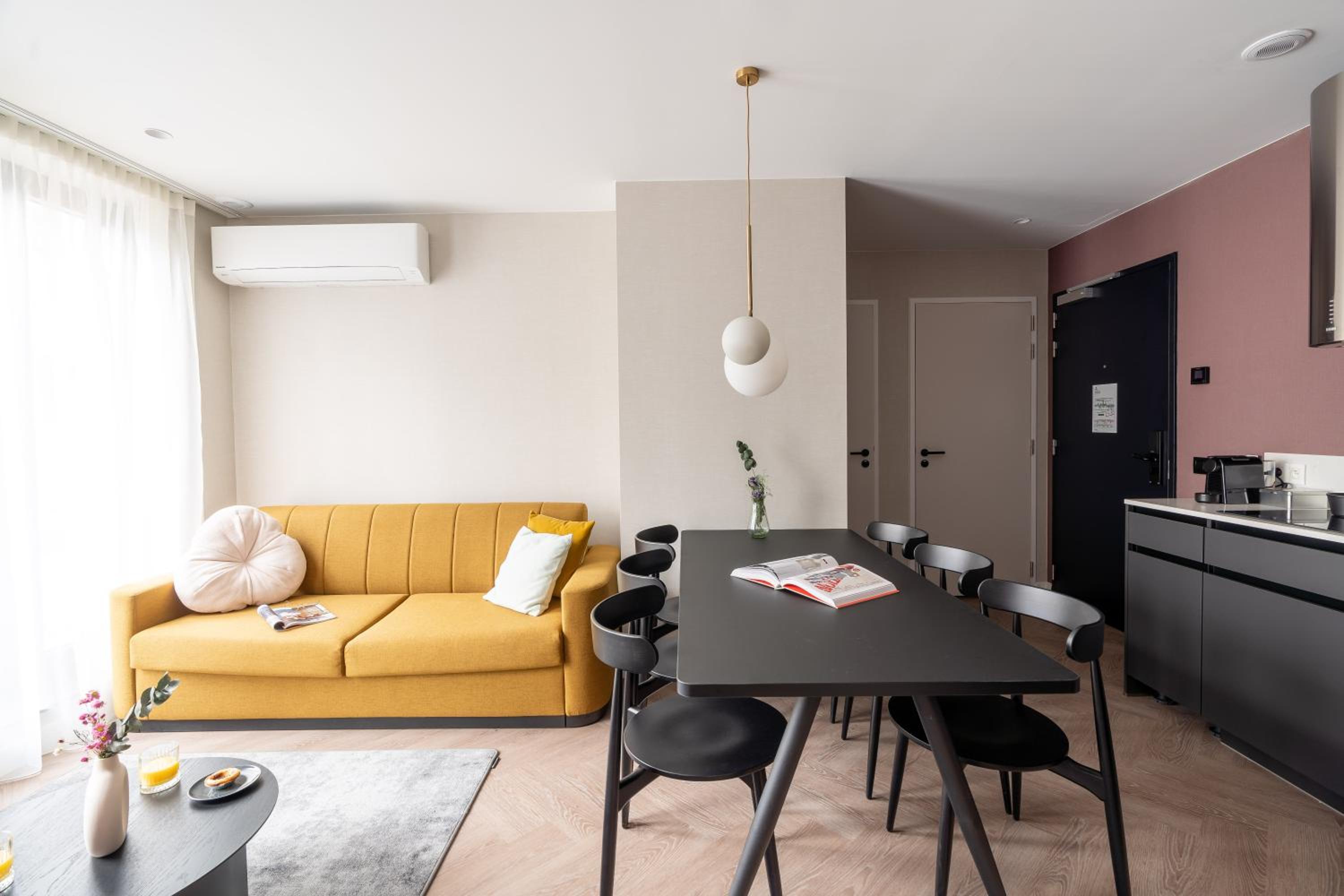 2 Bedroom Apartment with Sofa Bed - Accessible - Photo 1