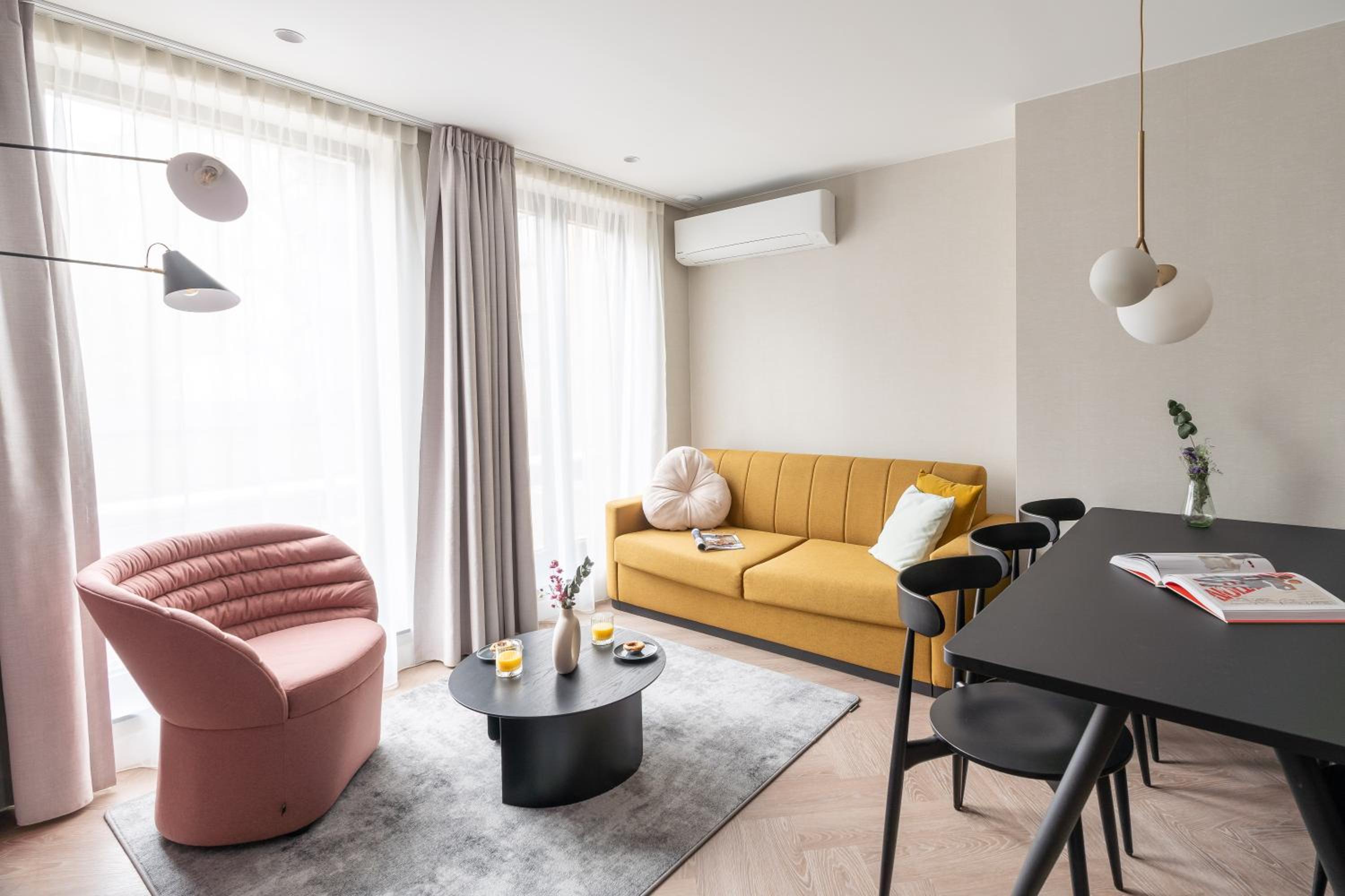 2 Bedroom Apartment with Sofa Bed - Accessible - Photo 6
