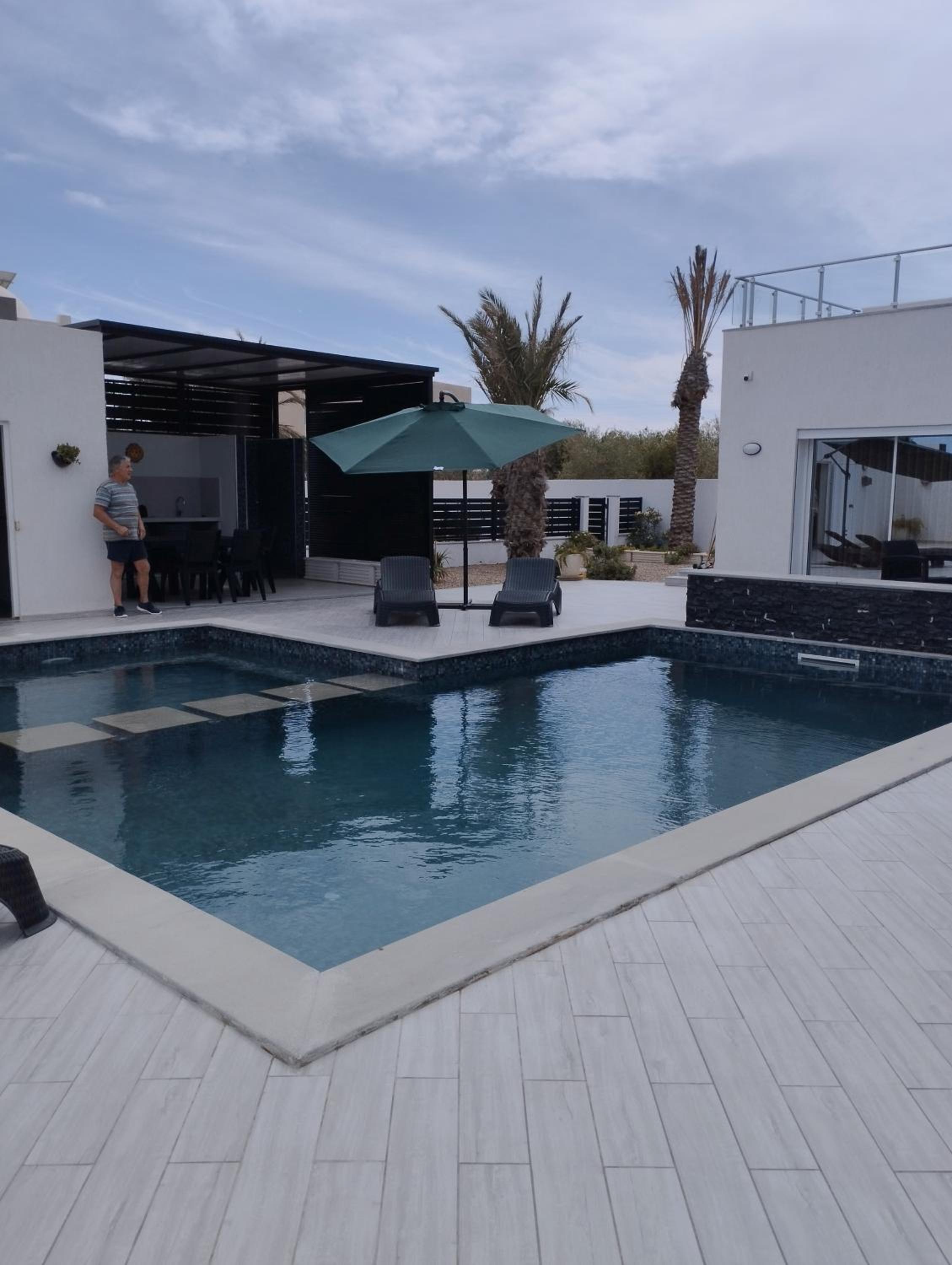 Three-Bedroom Villa photo 2