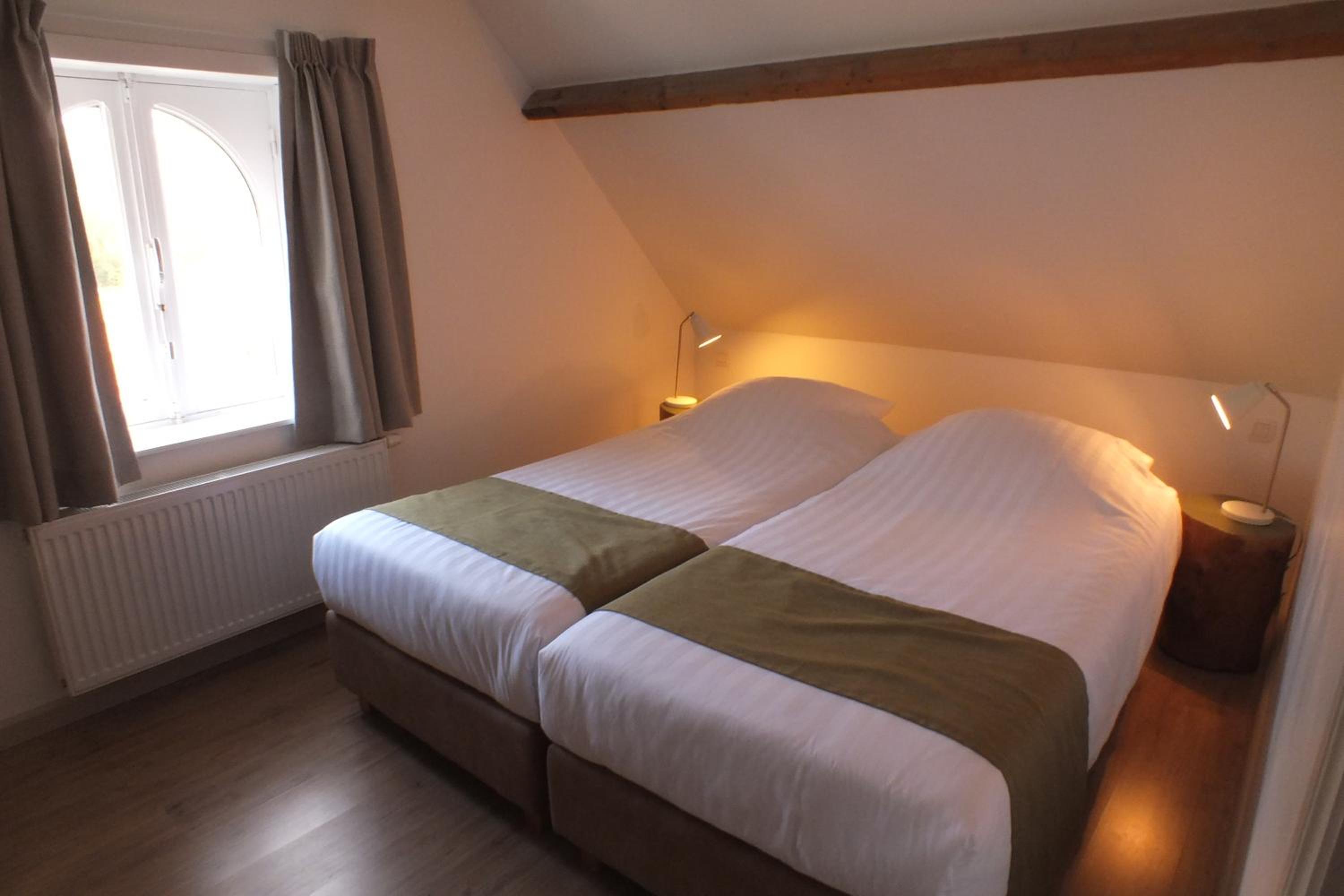 Three-Bedroom House photo 2