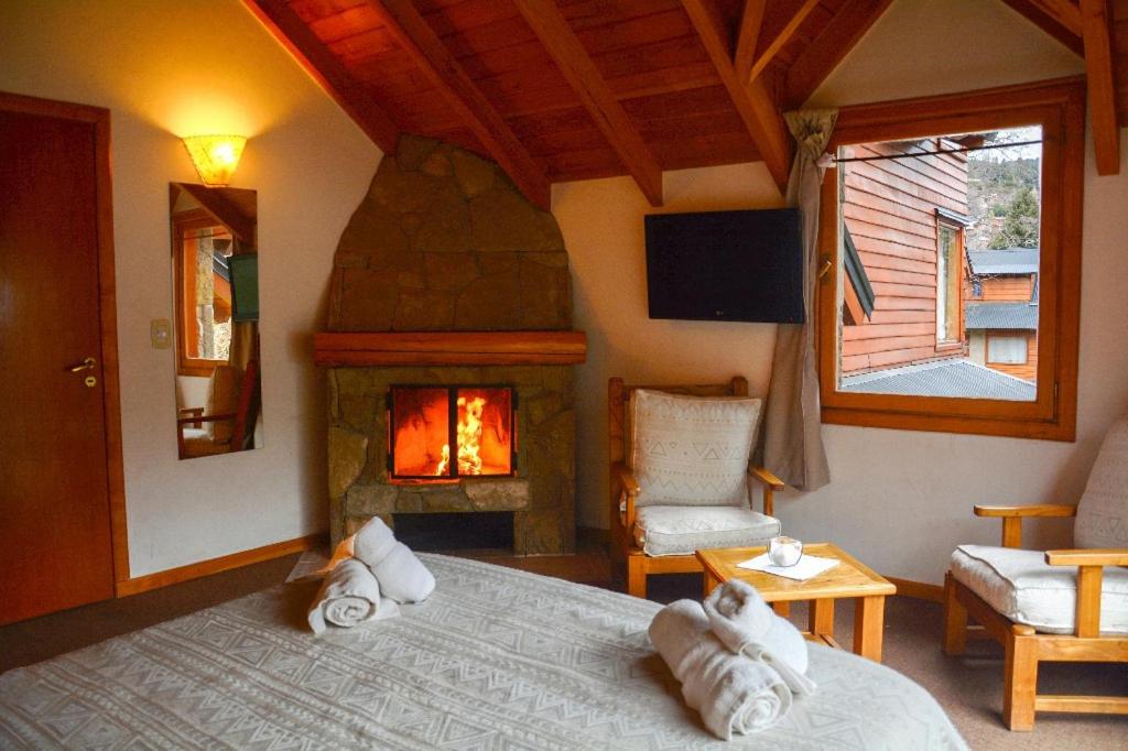 Two-Bedroom Deluxe Apartment