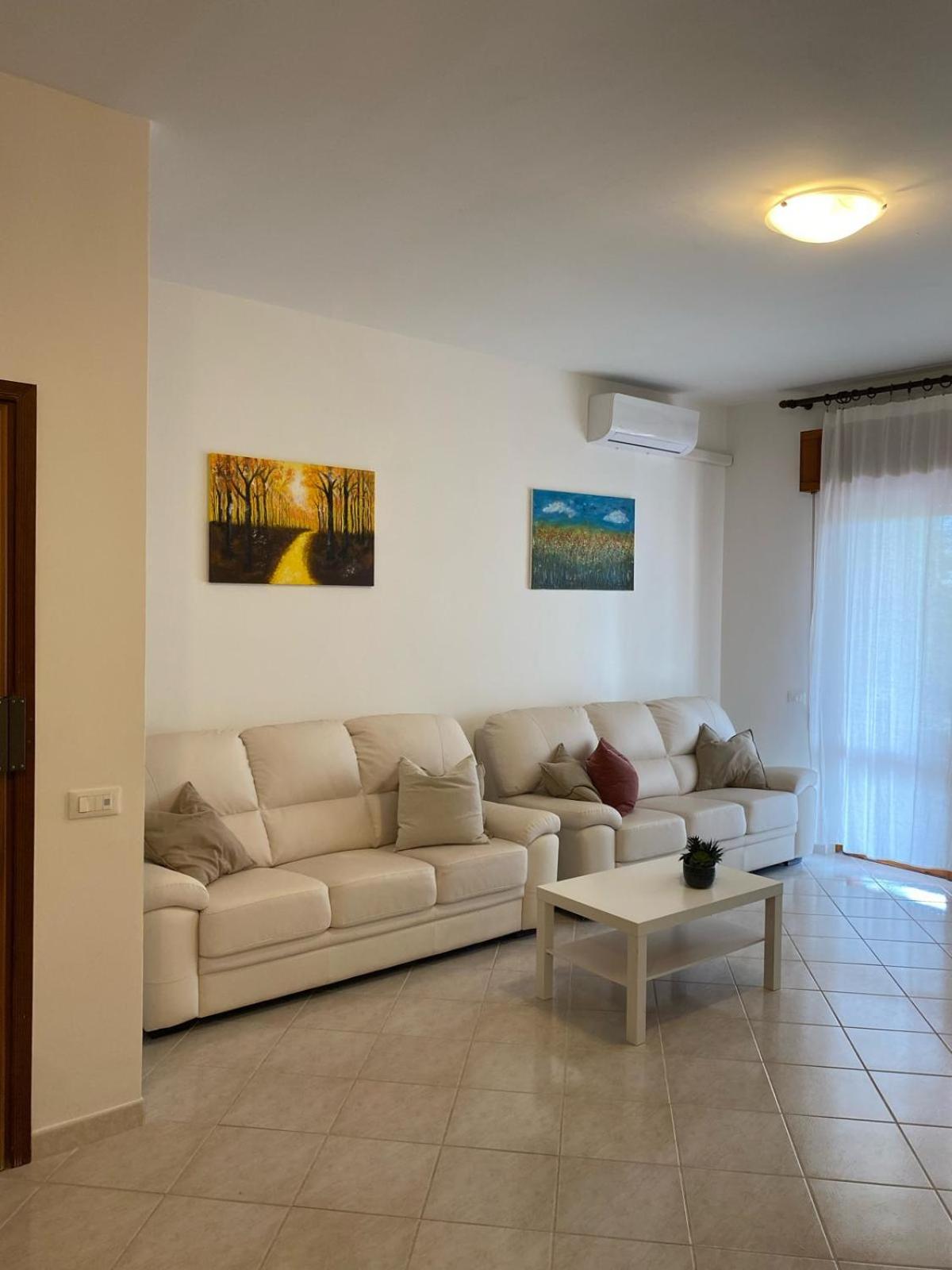 Apartment photo 1