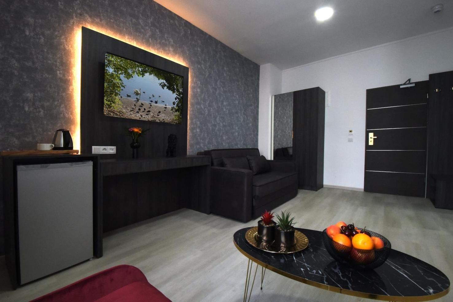Deluxe Family Room