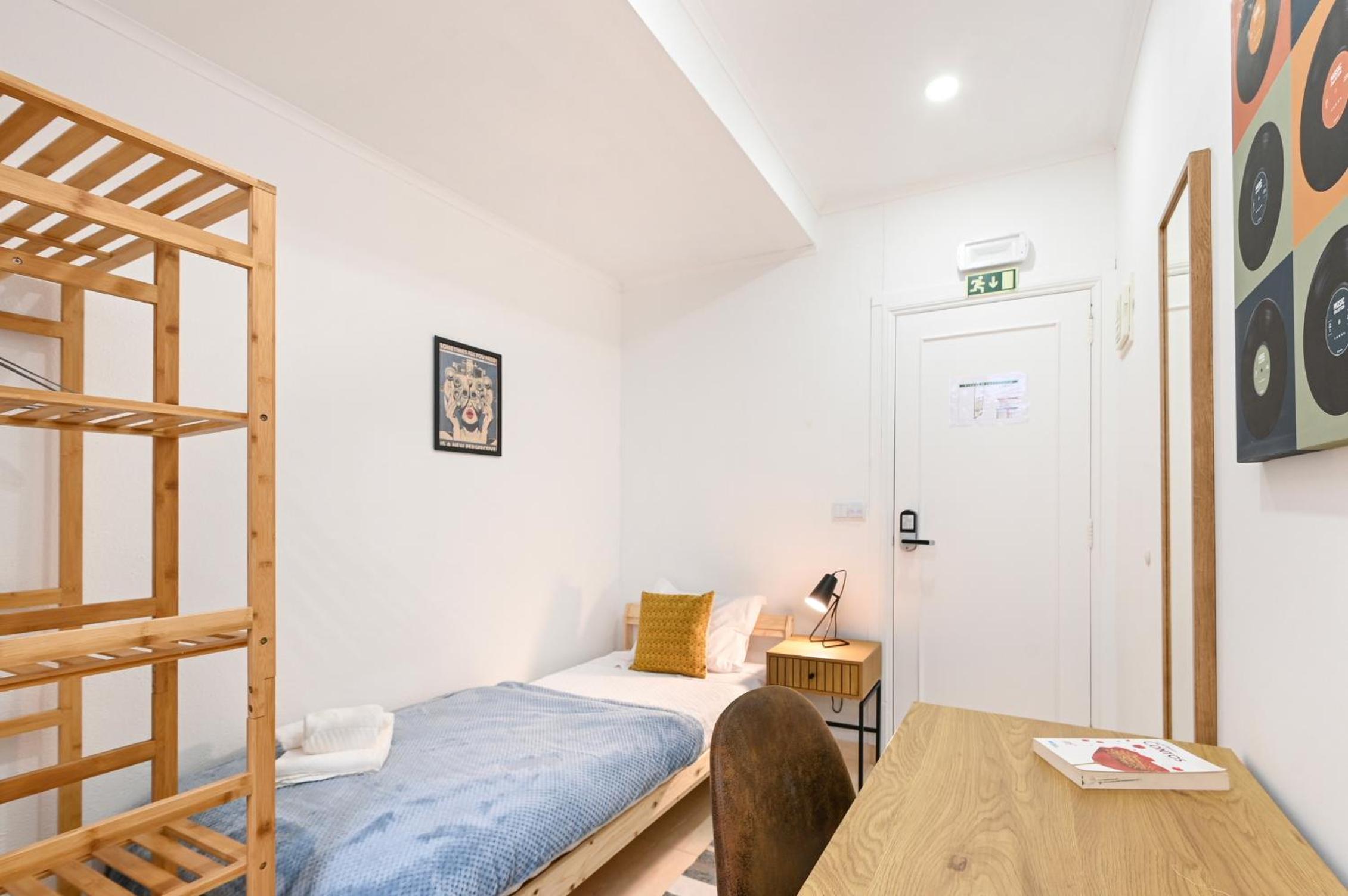 Economy Single Room
