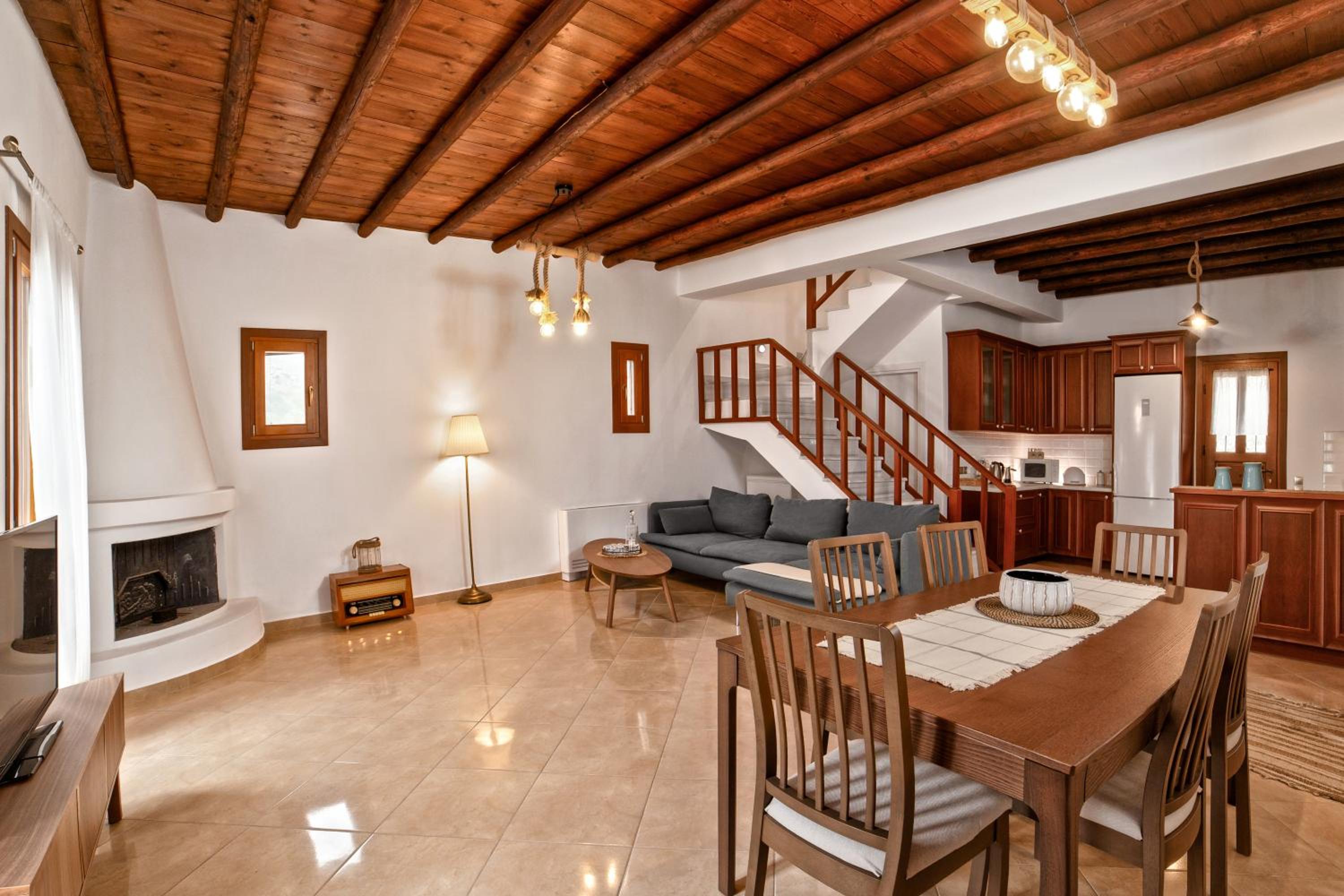 Three-Bedroom Vacation Home  photo 1