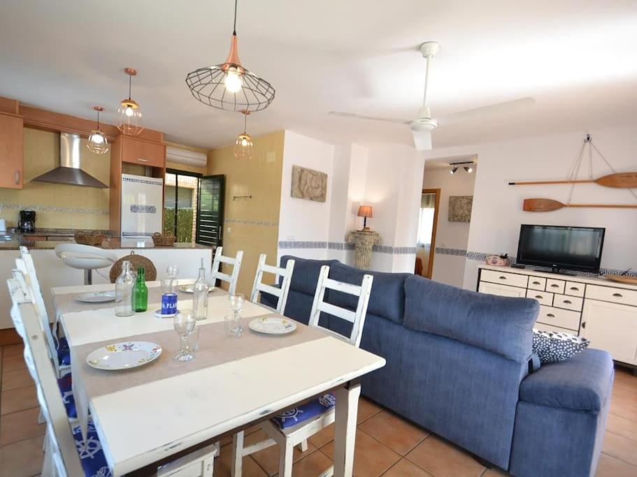 Villa photo 2