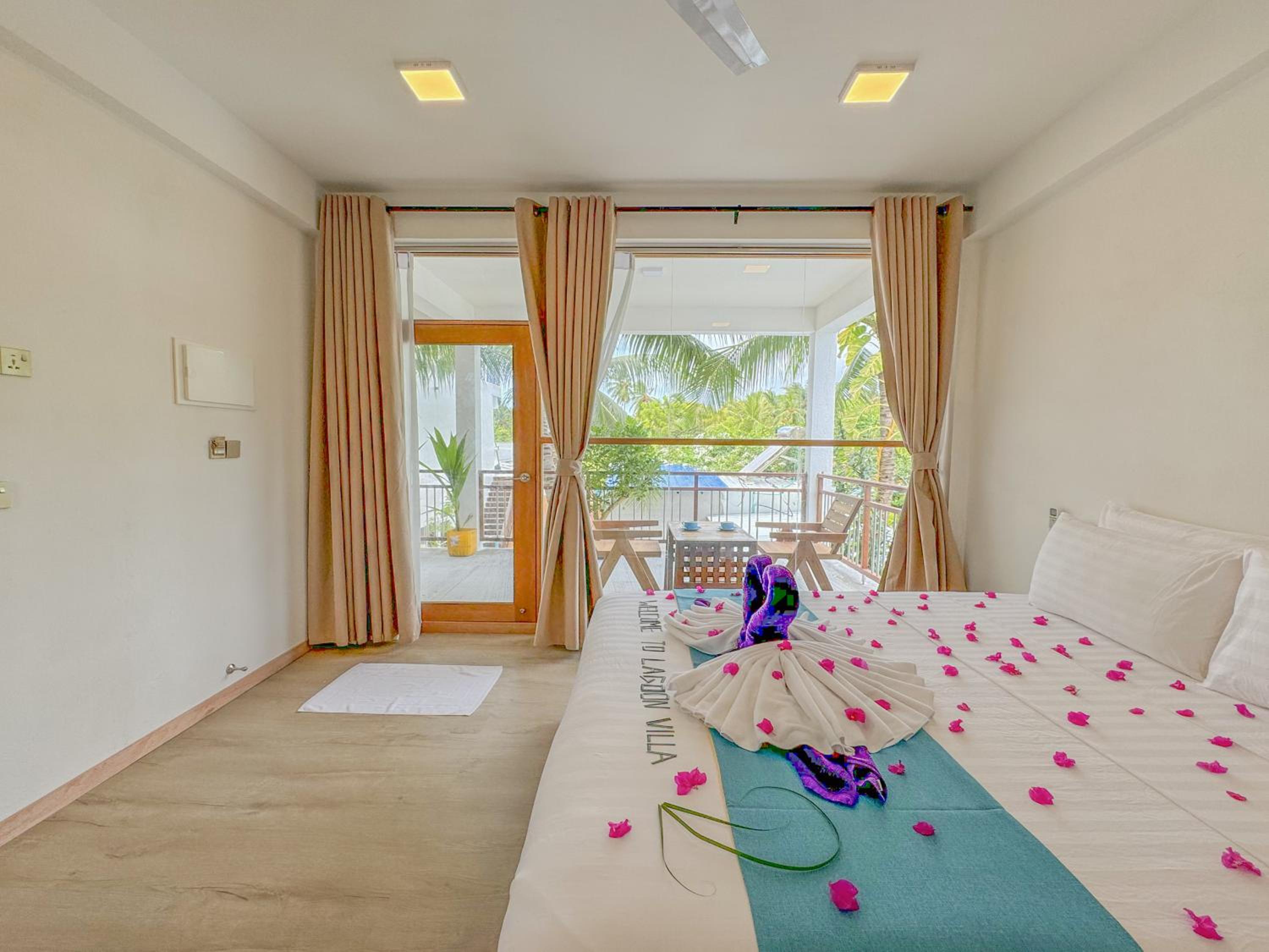 Deluxe Double Room - Photo 1