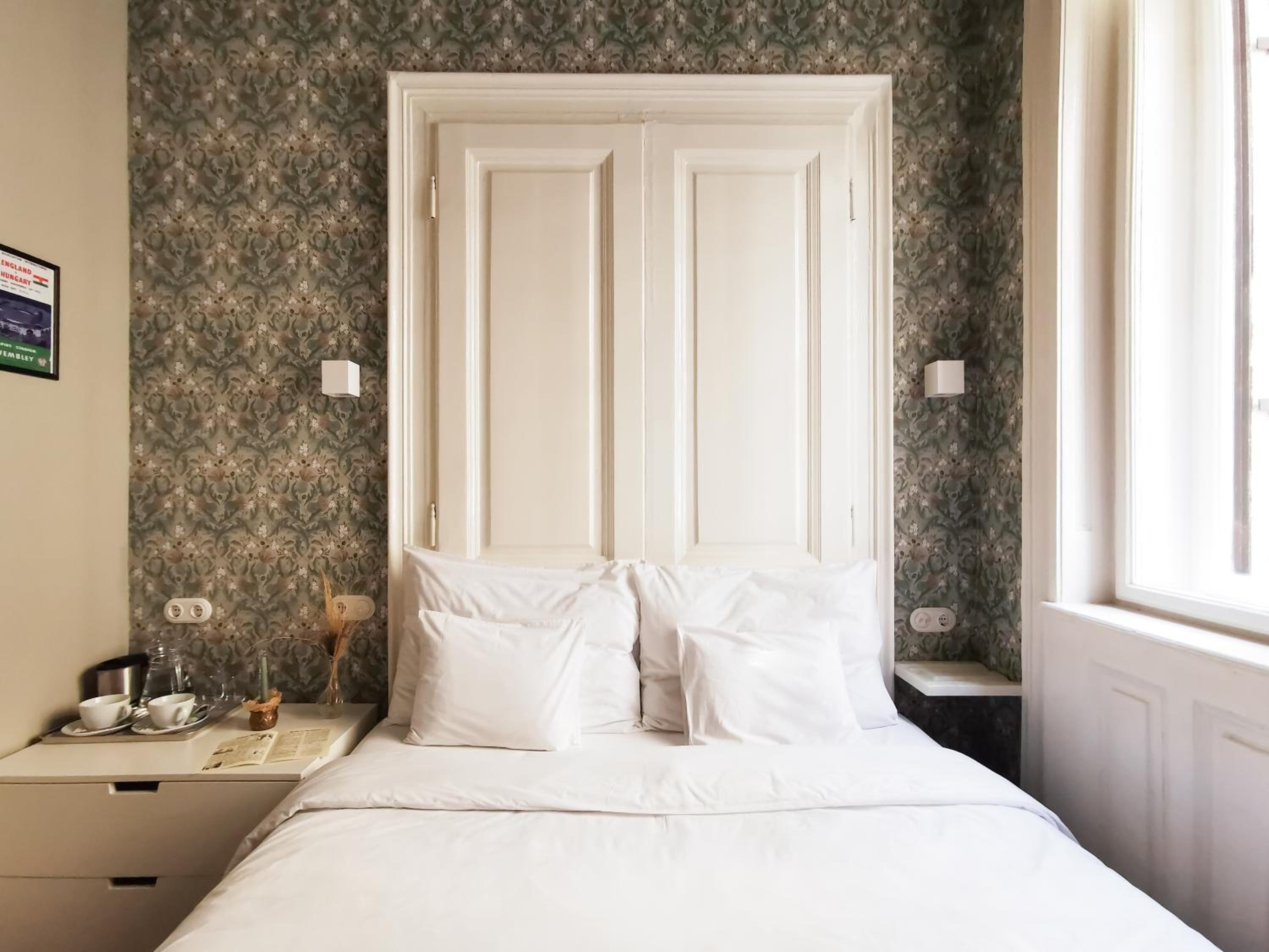 Small Double Room - Photo 6