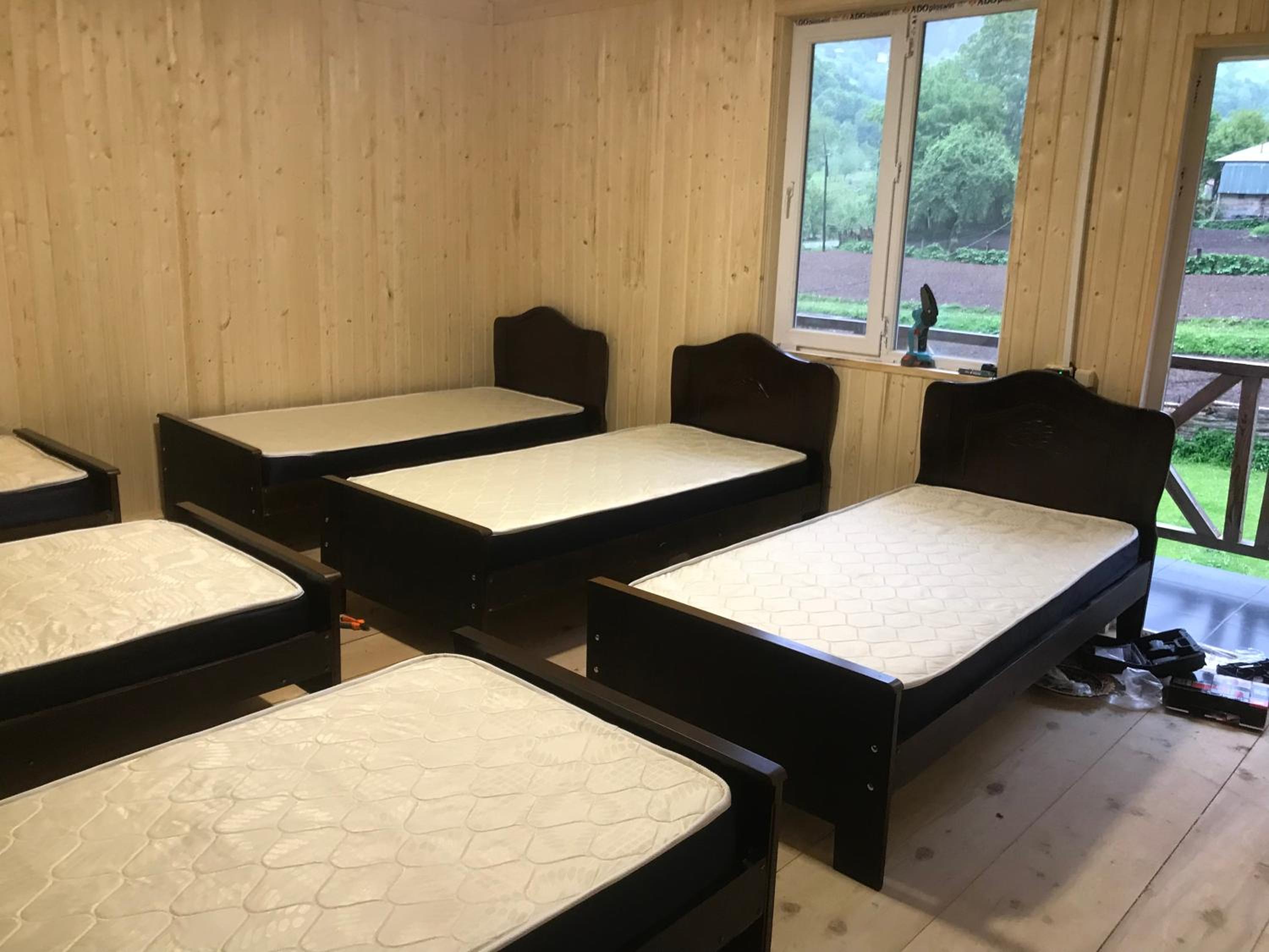 6-Bed Mixed Dormitory Room photo 2
