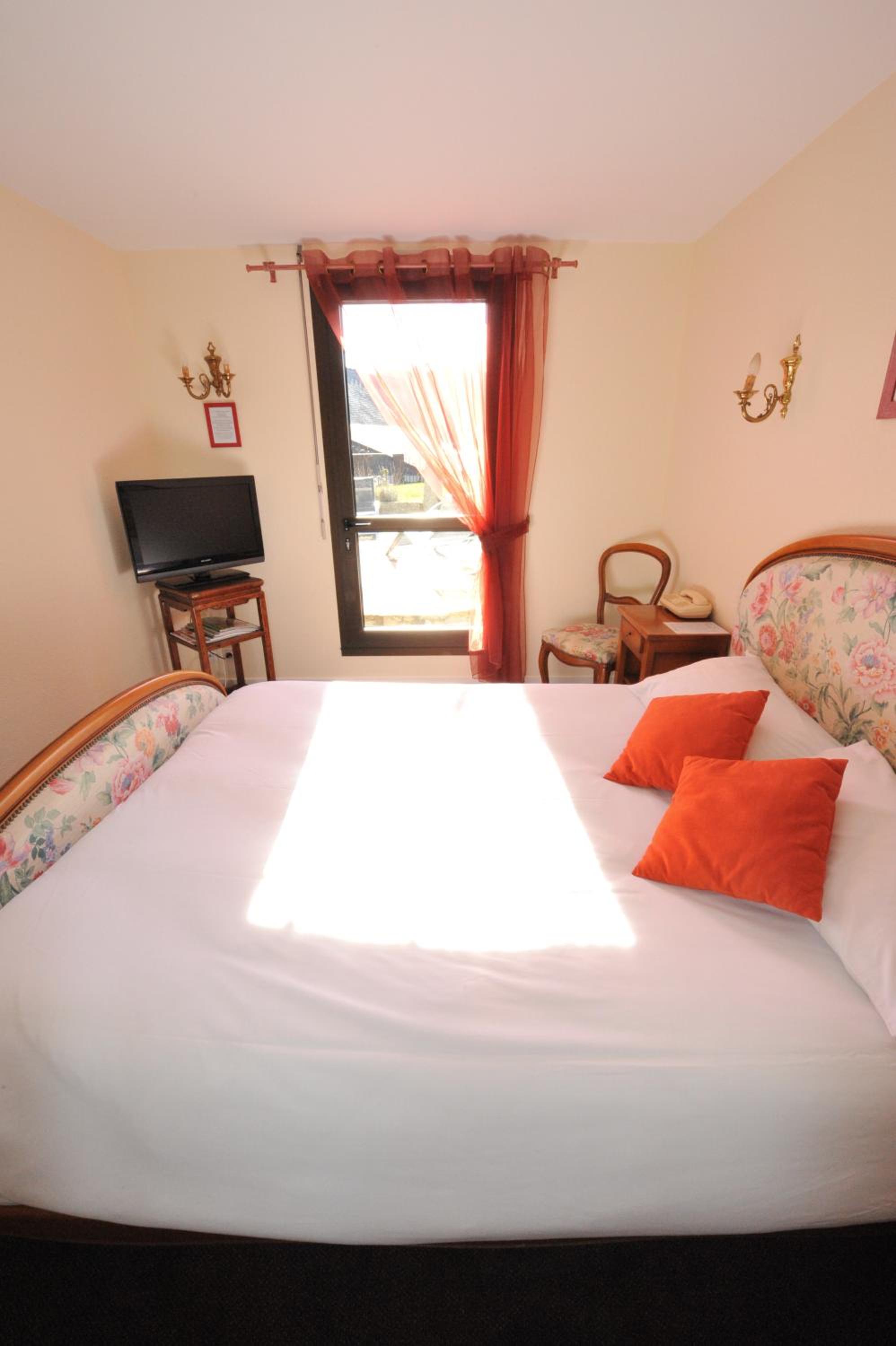Twin Room with Terrace photo 1