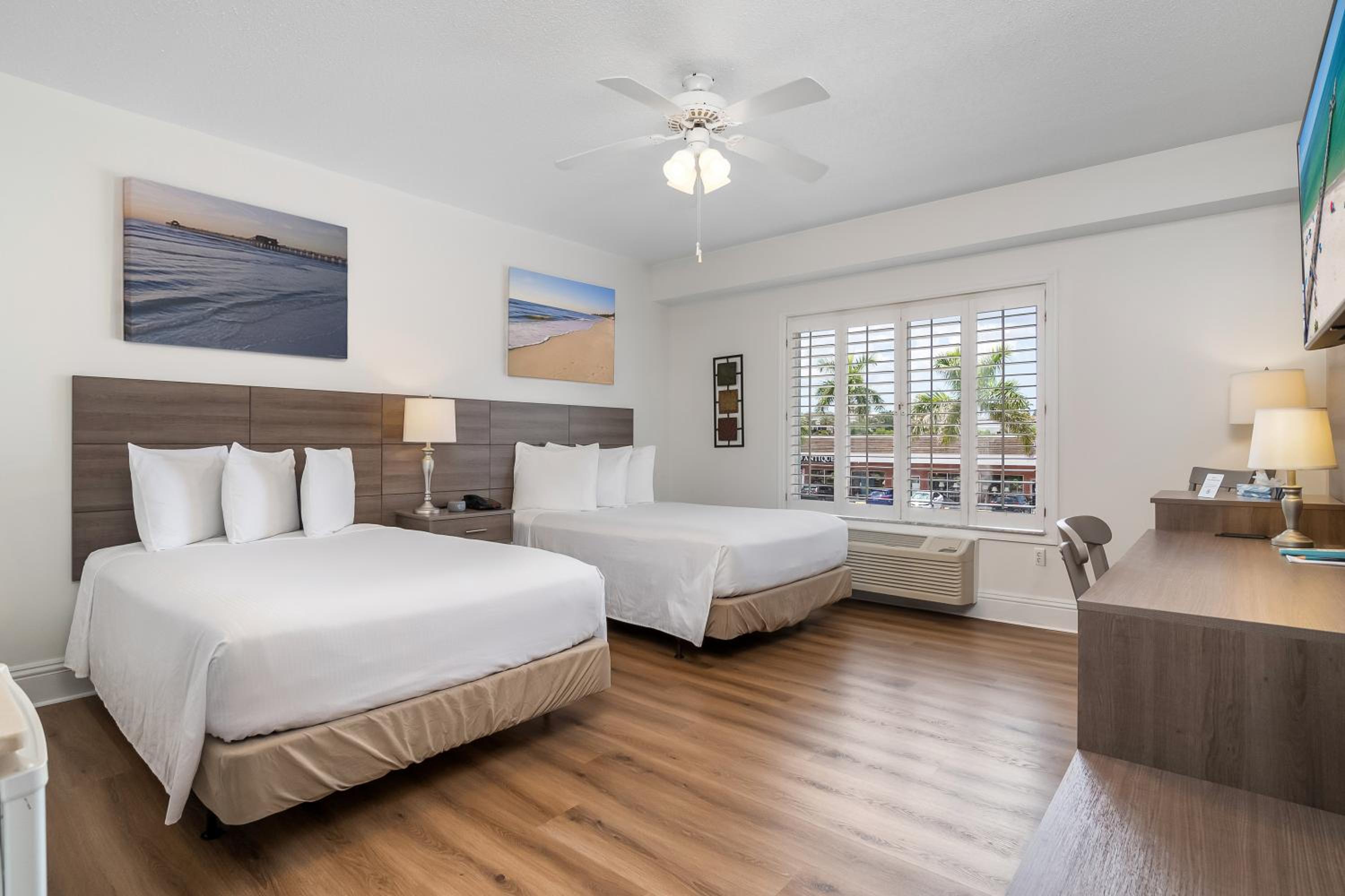 Double Room with Two Double Beds - Photo 4