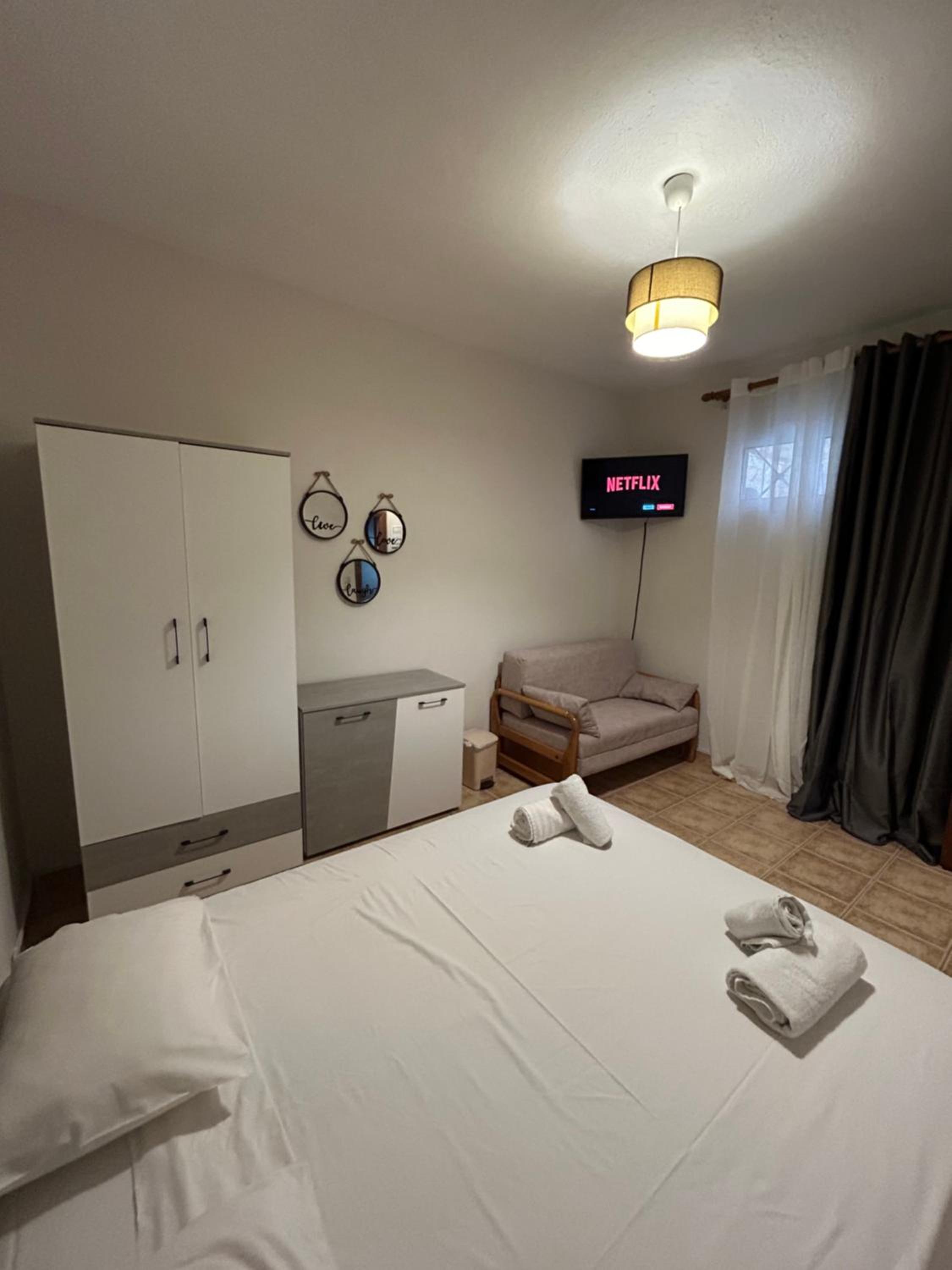 Two-Bedroom House photo 2