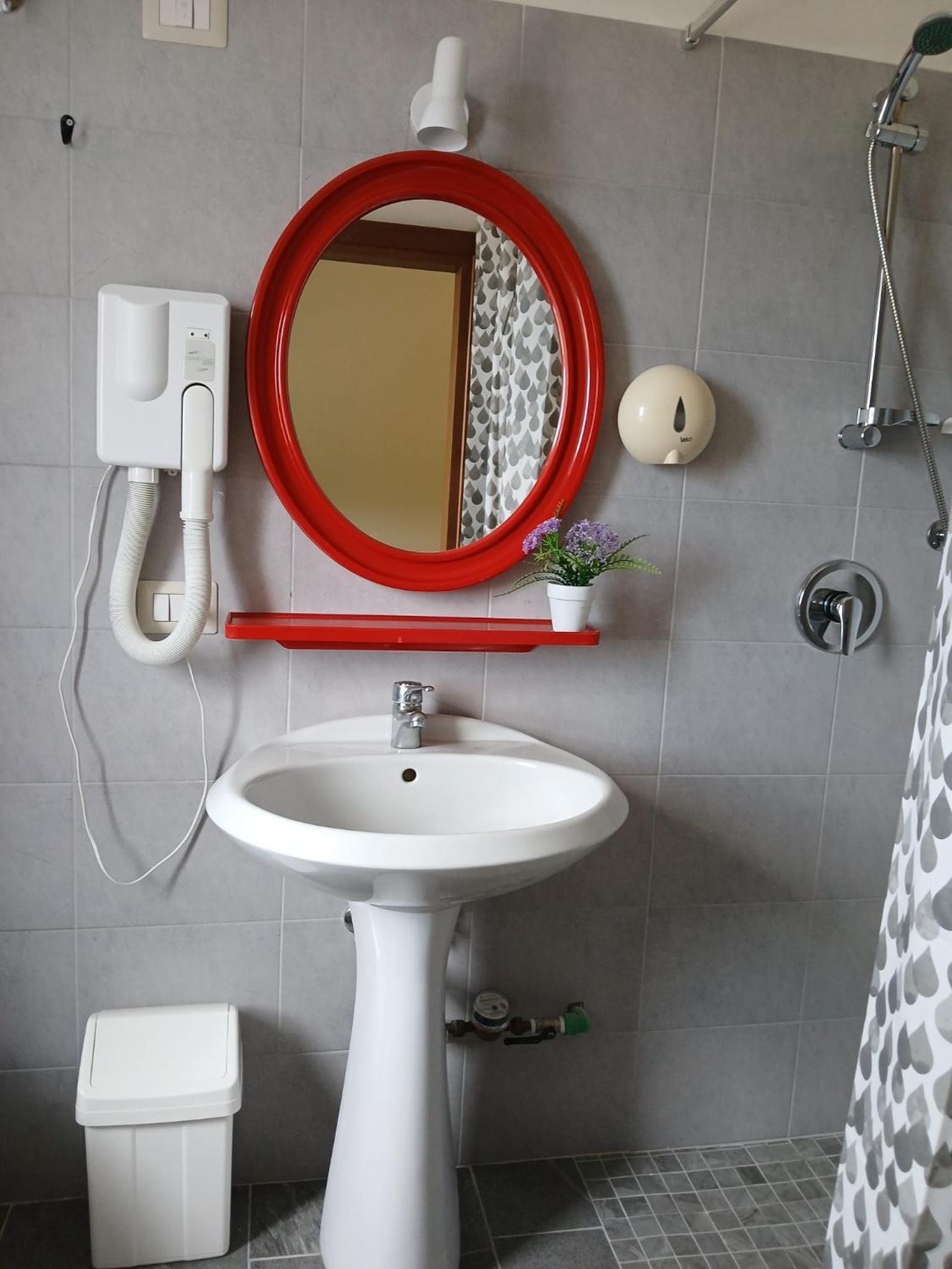 Double or Twin Room photo 2
