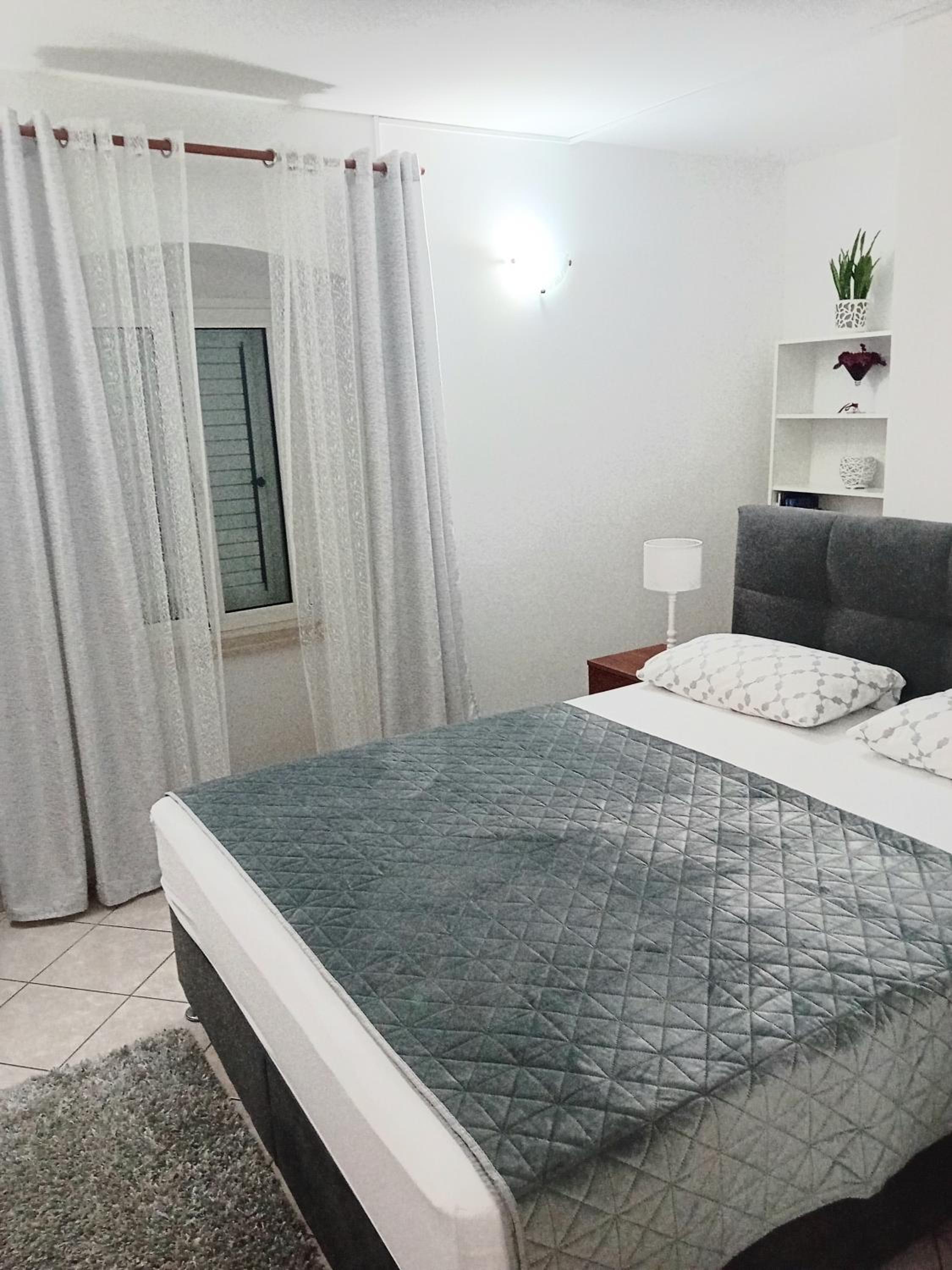 Apartment - Photo 9