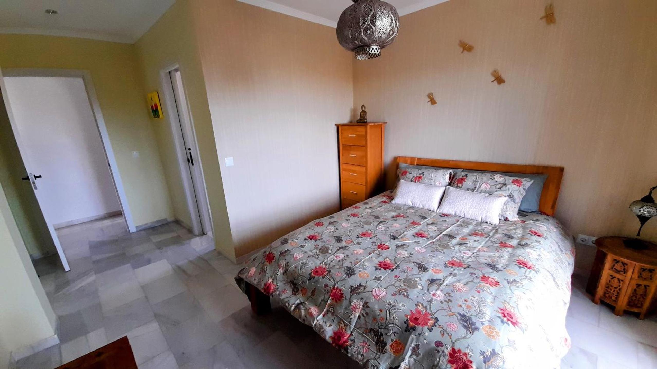 Two-Bedroom Apartment With Terrace And Sea View