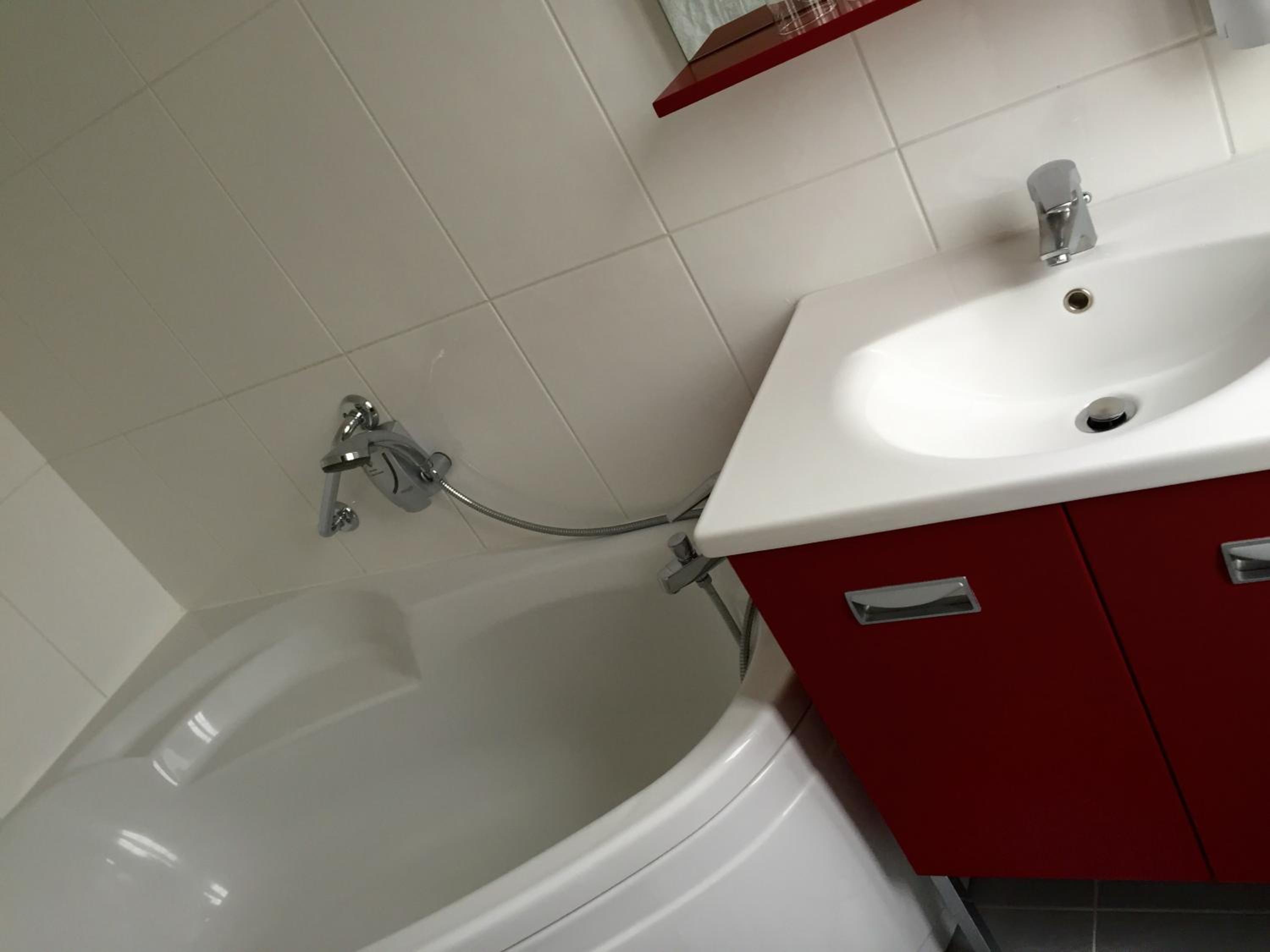 Comfort Double Room with Bath - Photo 5