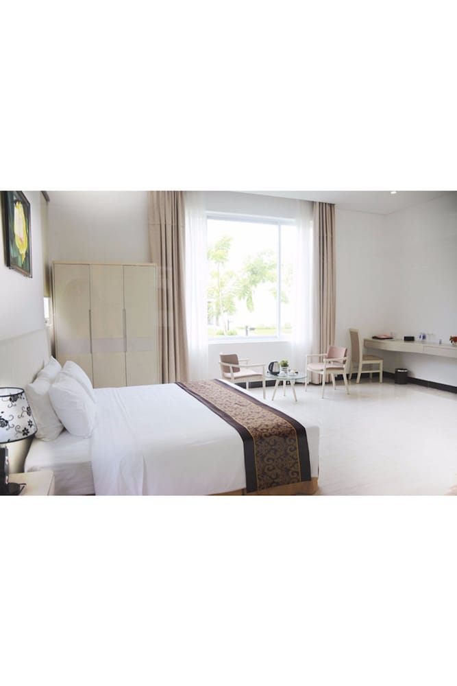 Deluxe Double Room, Courtyard View