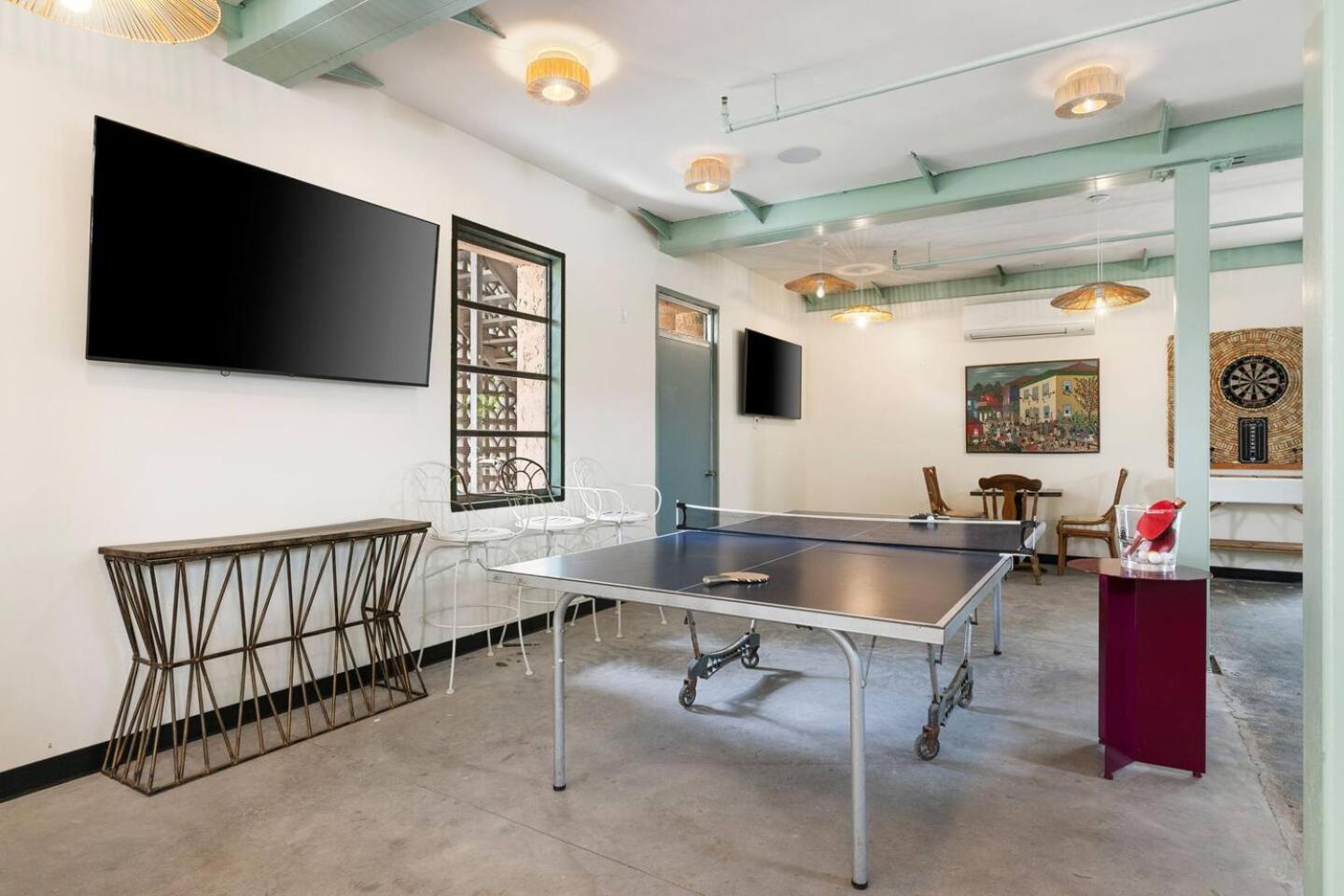 King Suite - Photo 16