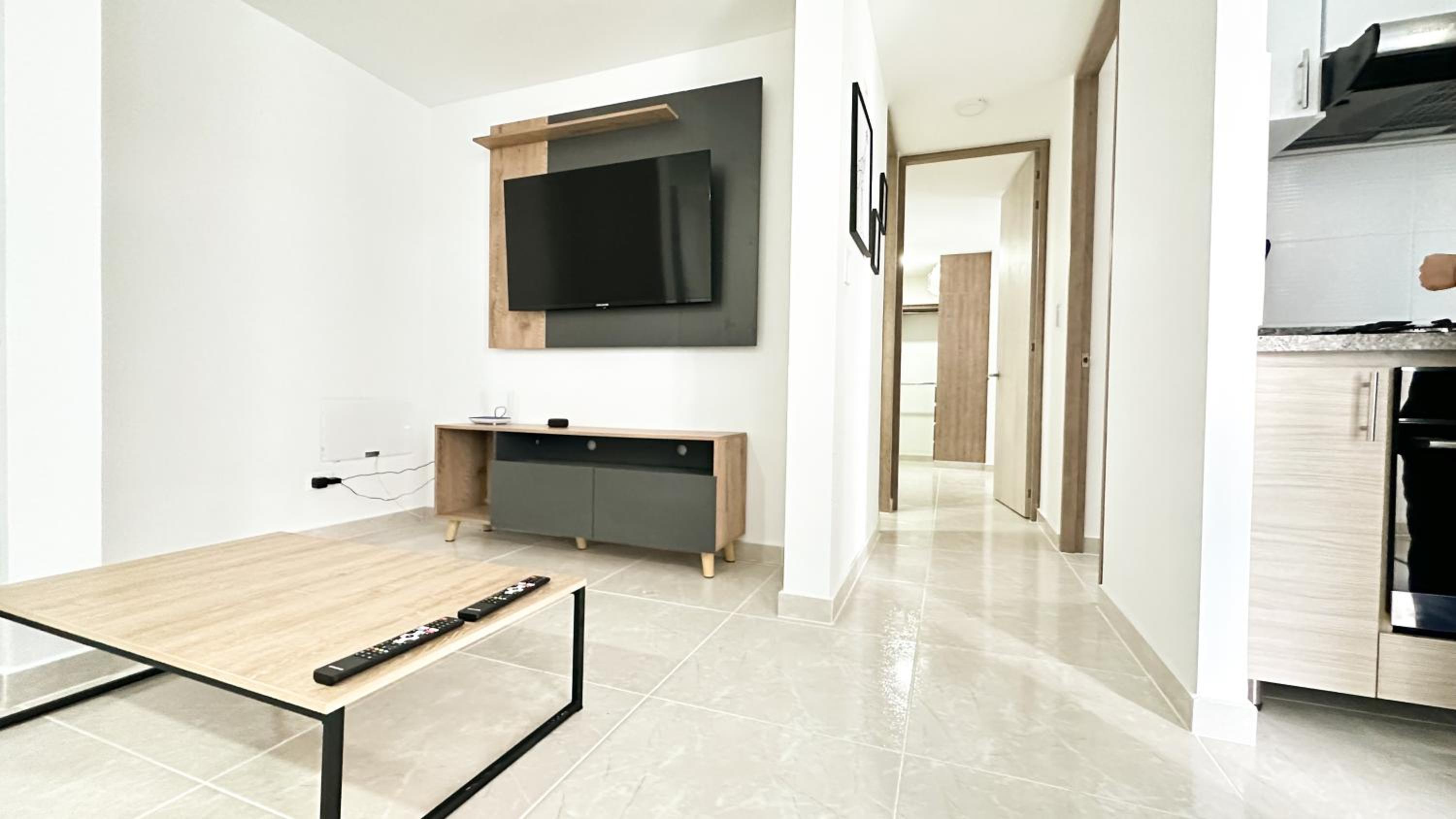 Two-Bedroom Deluxe Apartment with Balcony photo 2