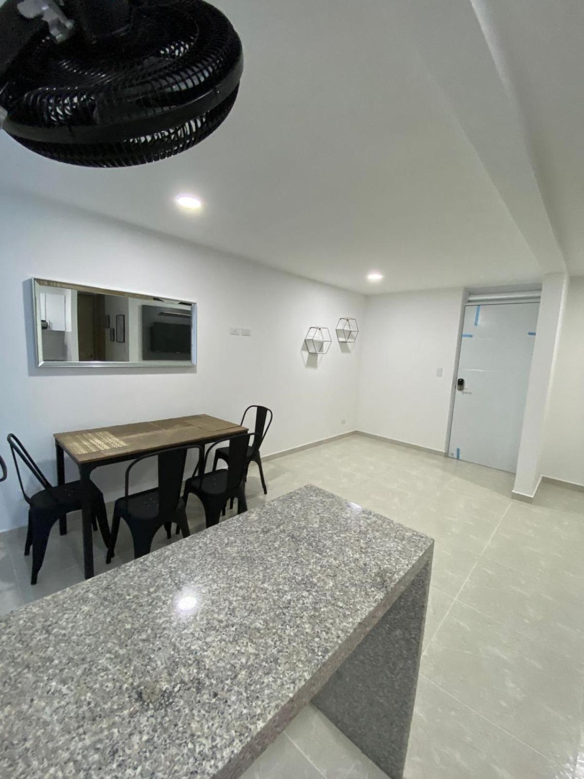 Two-Bedroom Deluxe Apartment with Balcony photo 3