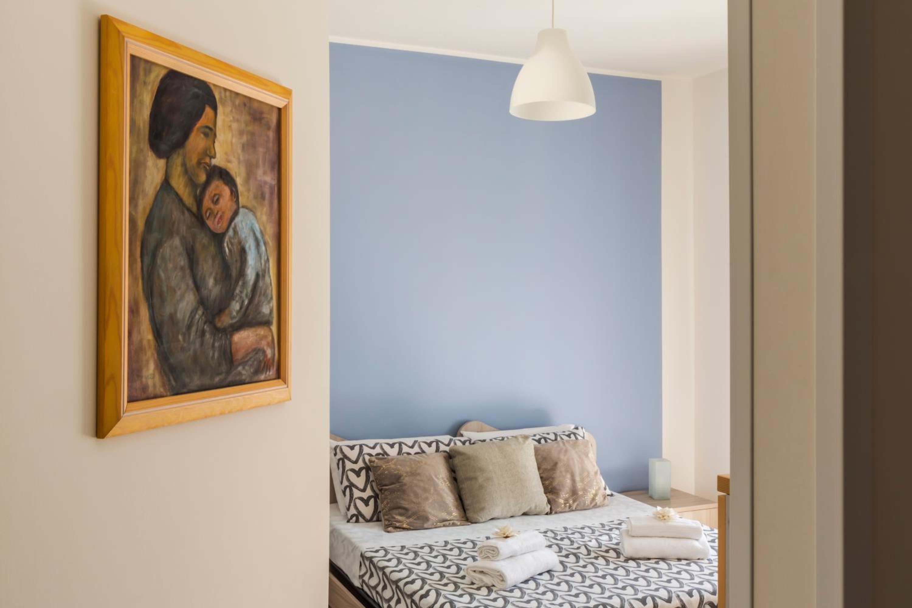 Double Room with Balcony - Photo 3