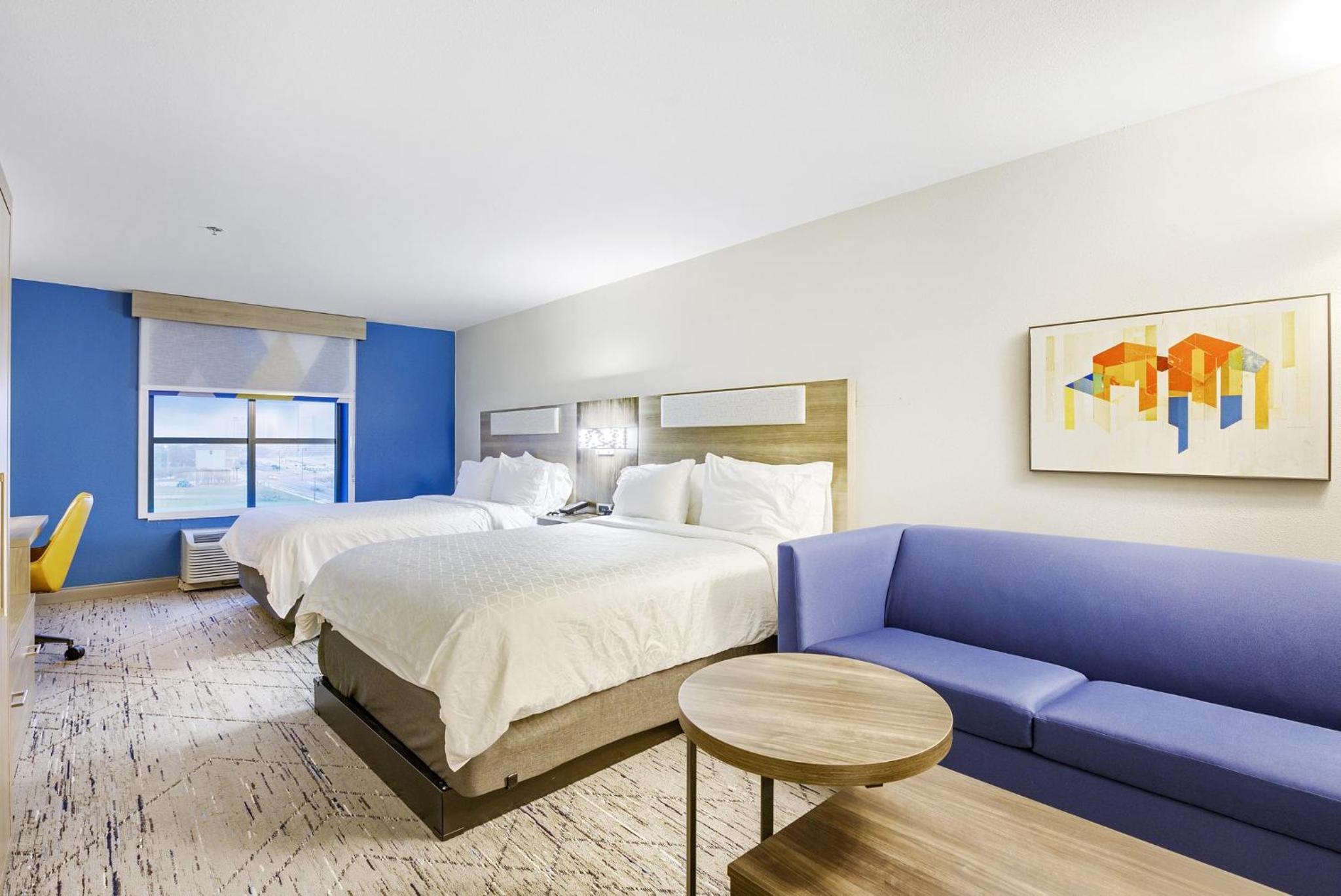 Suite with Two Beds - Non-Smoking - Photo 6