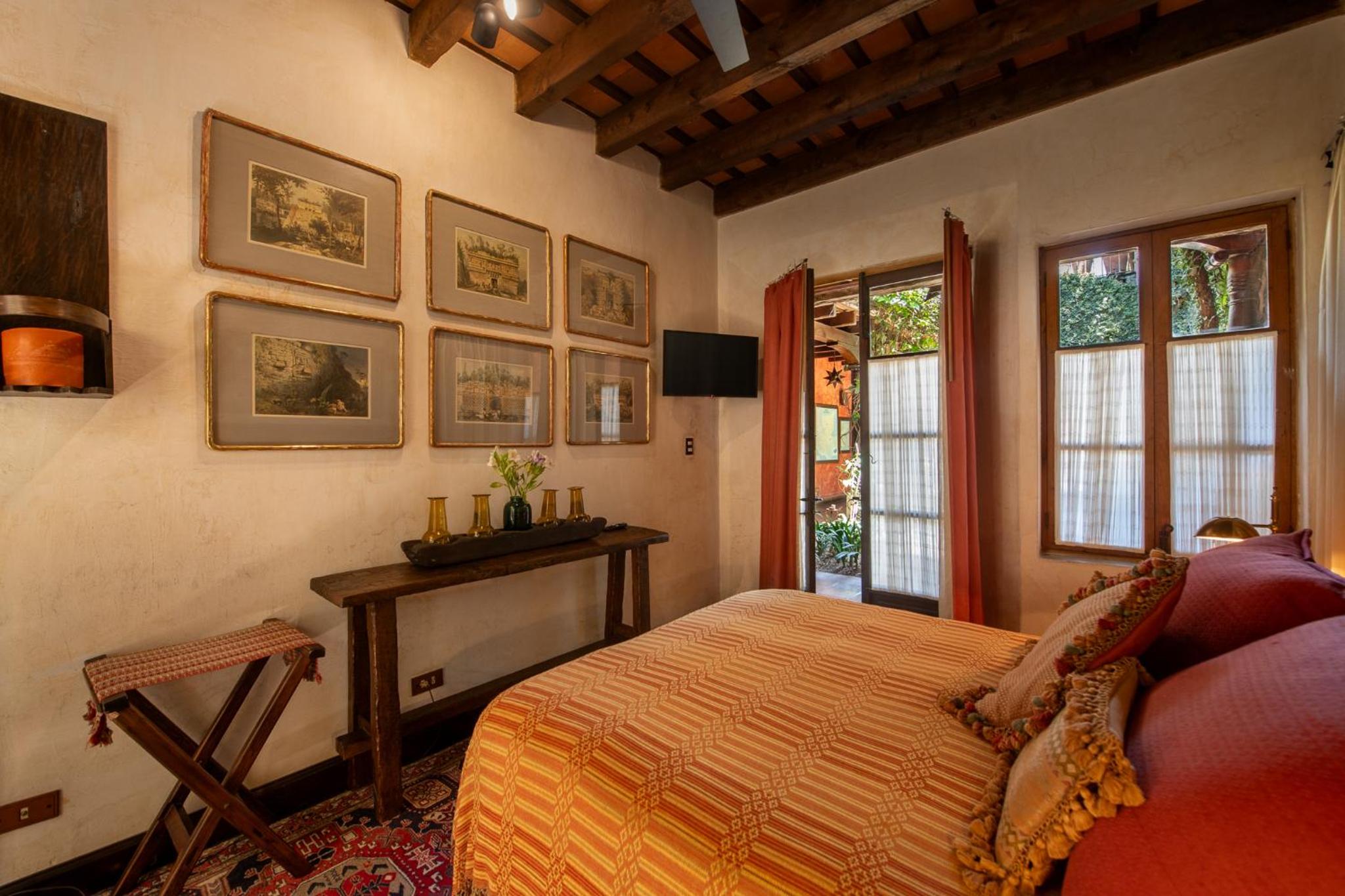 Queen Room
