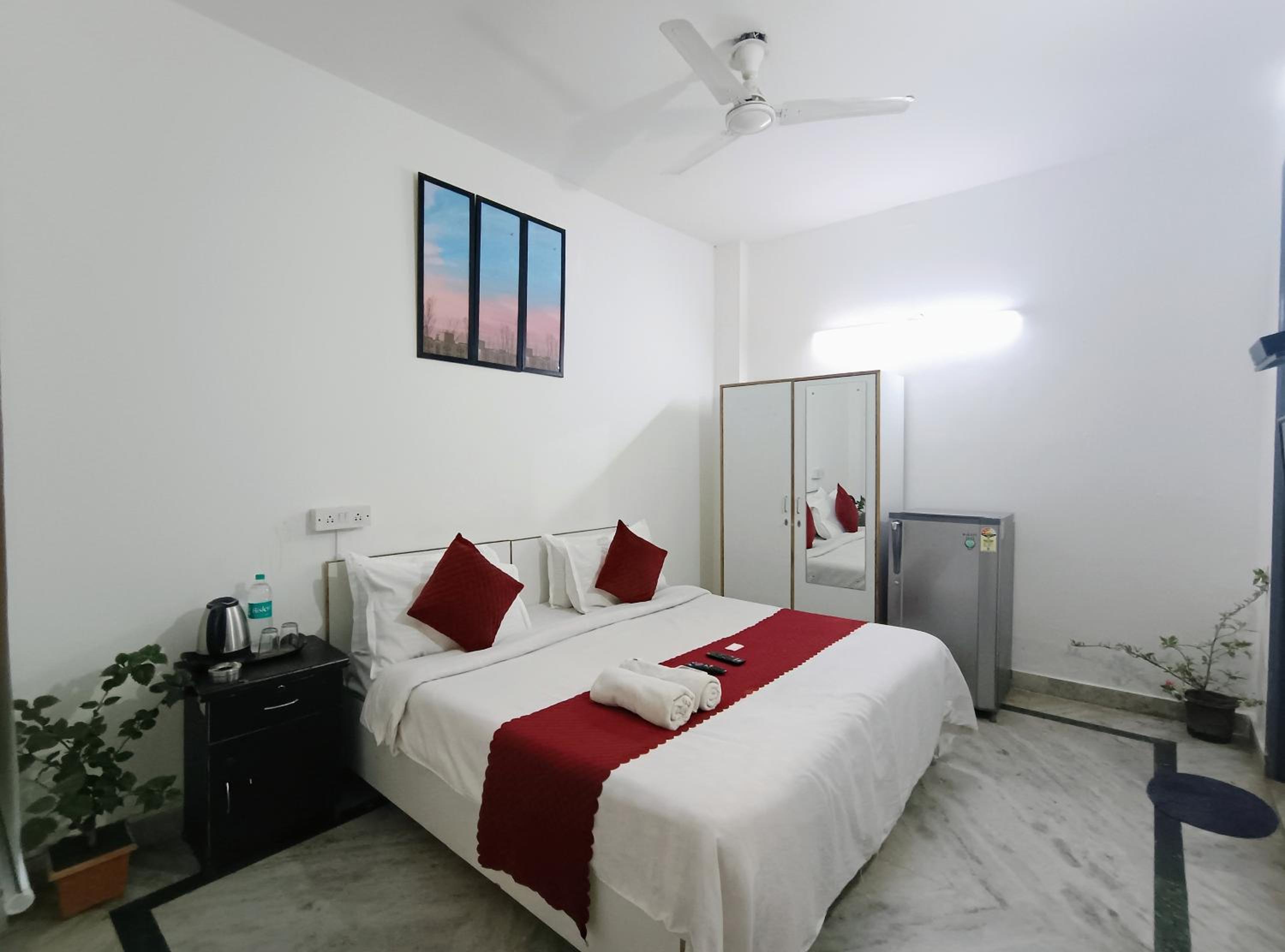 Double Room - Photo 21