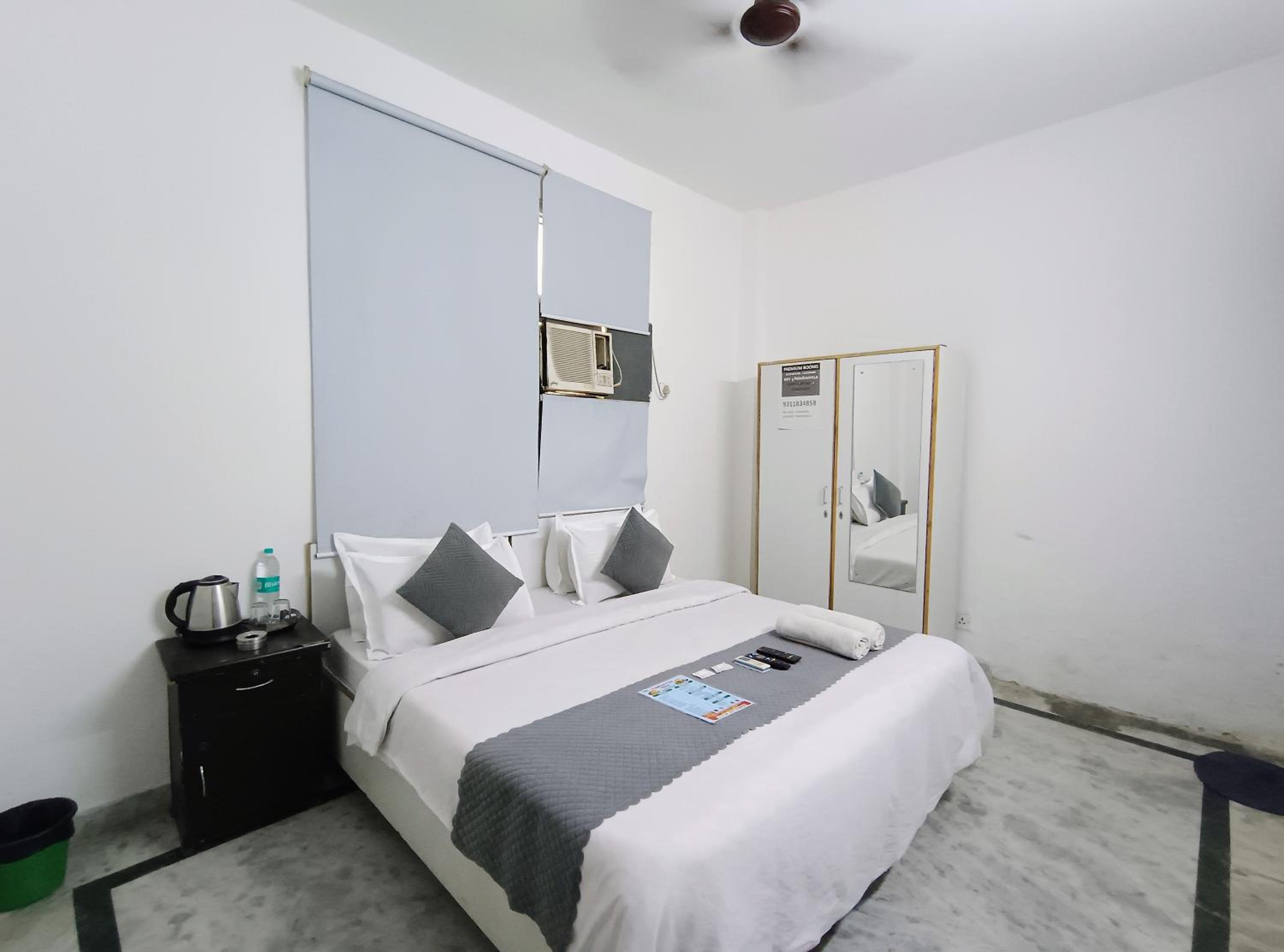Double Room - Photo 15