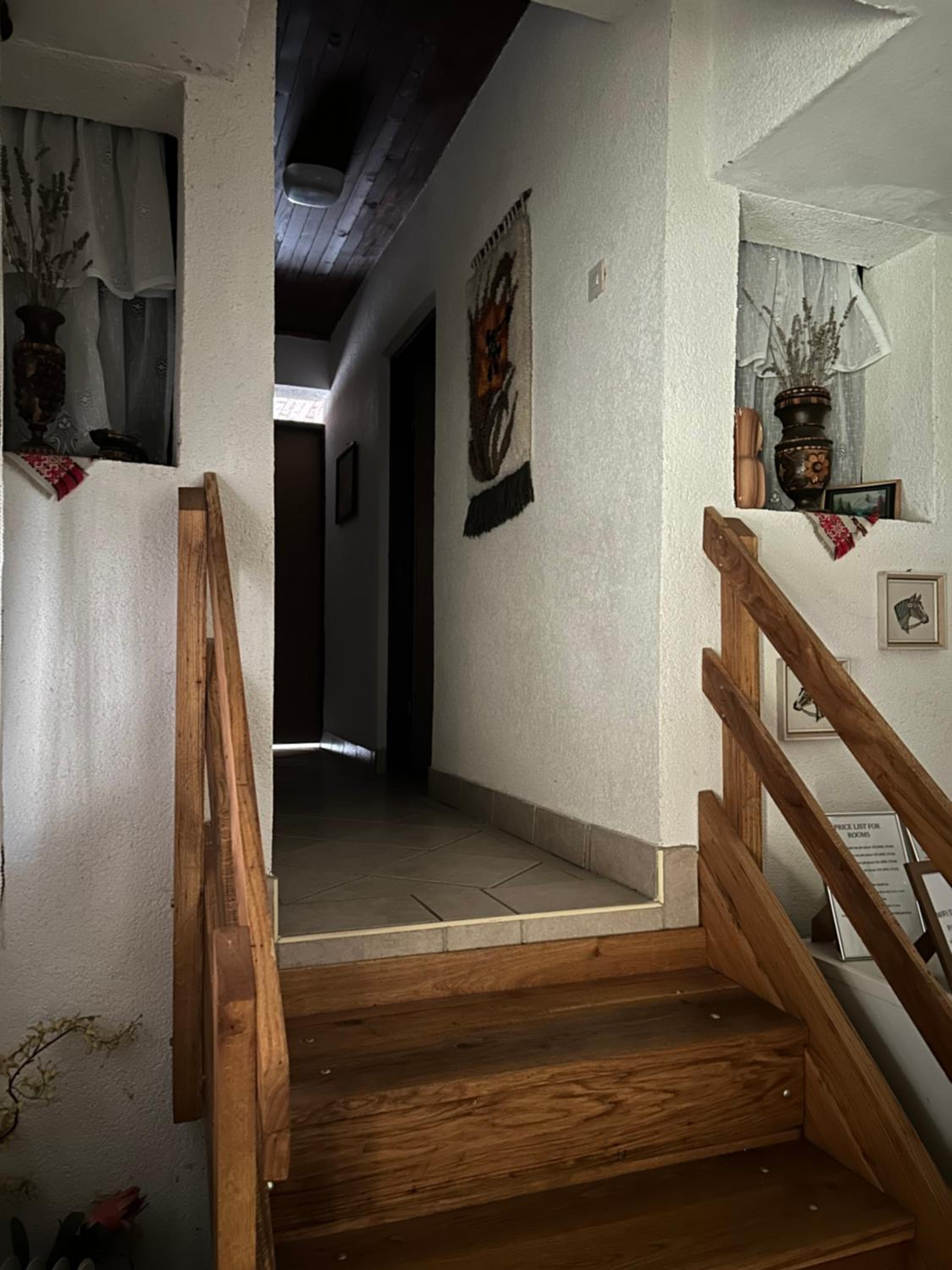 Standard Twin Room With Shared Bathroom