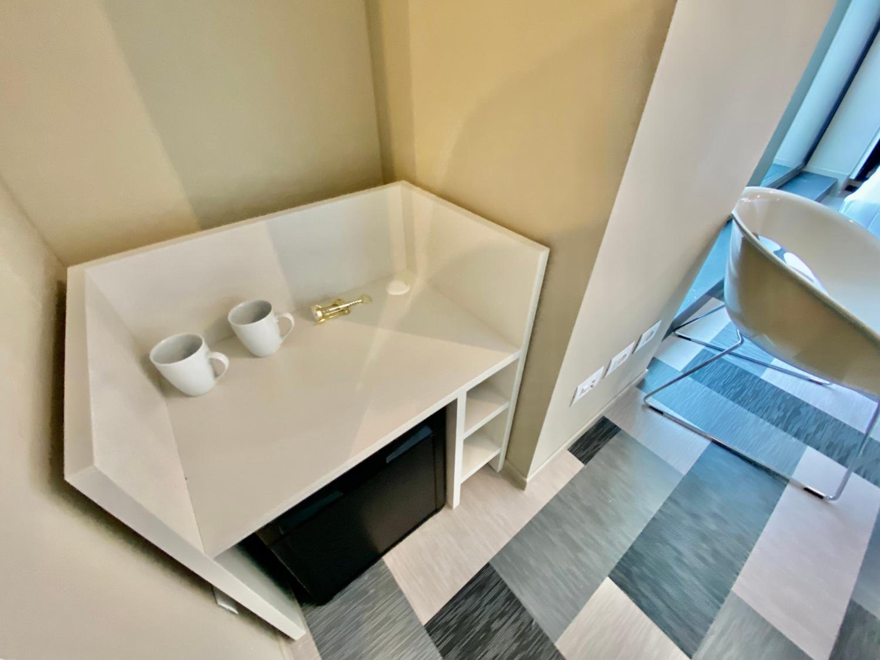 Suite 13
