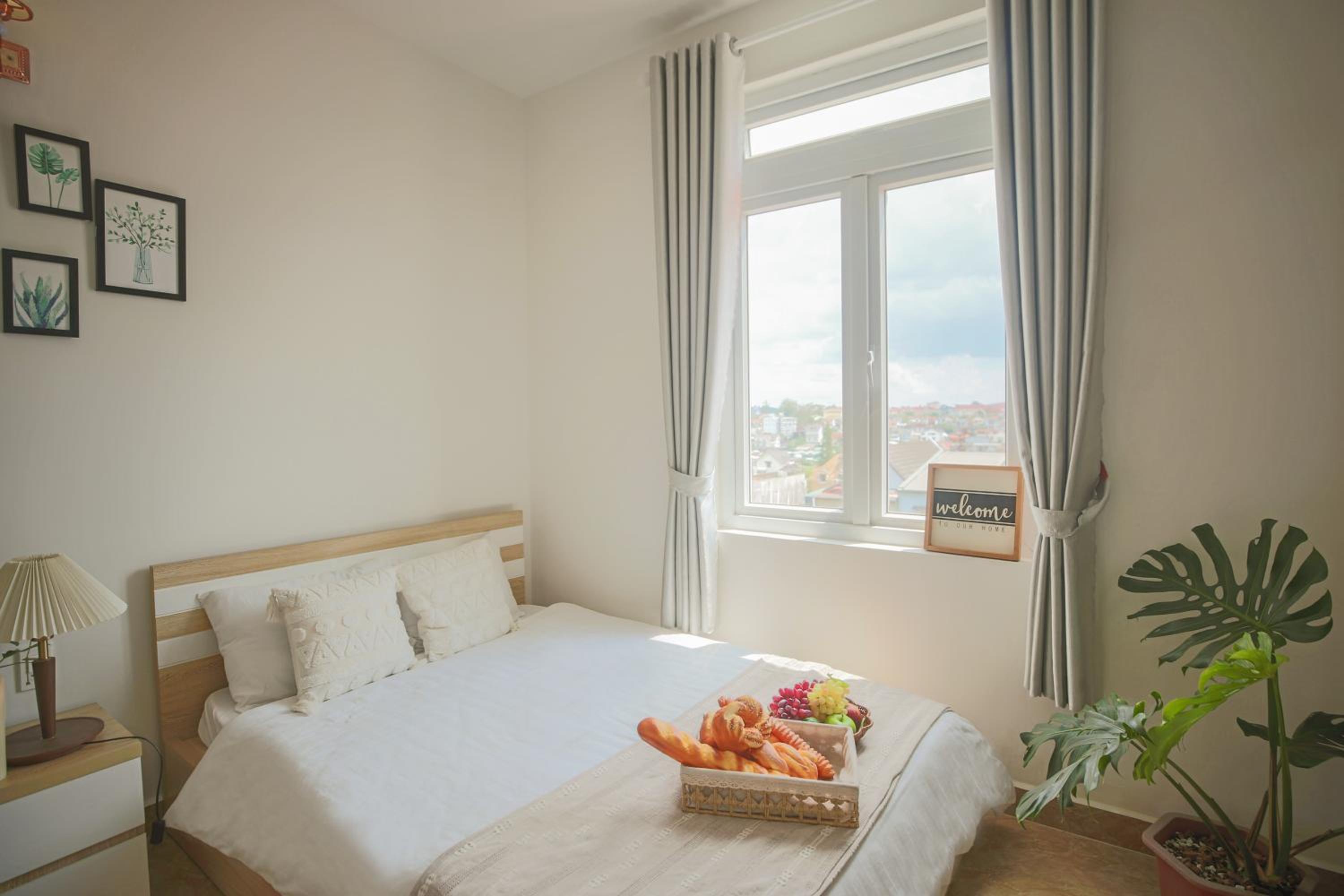 Deluxe Family Room - Photo 8
