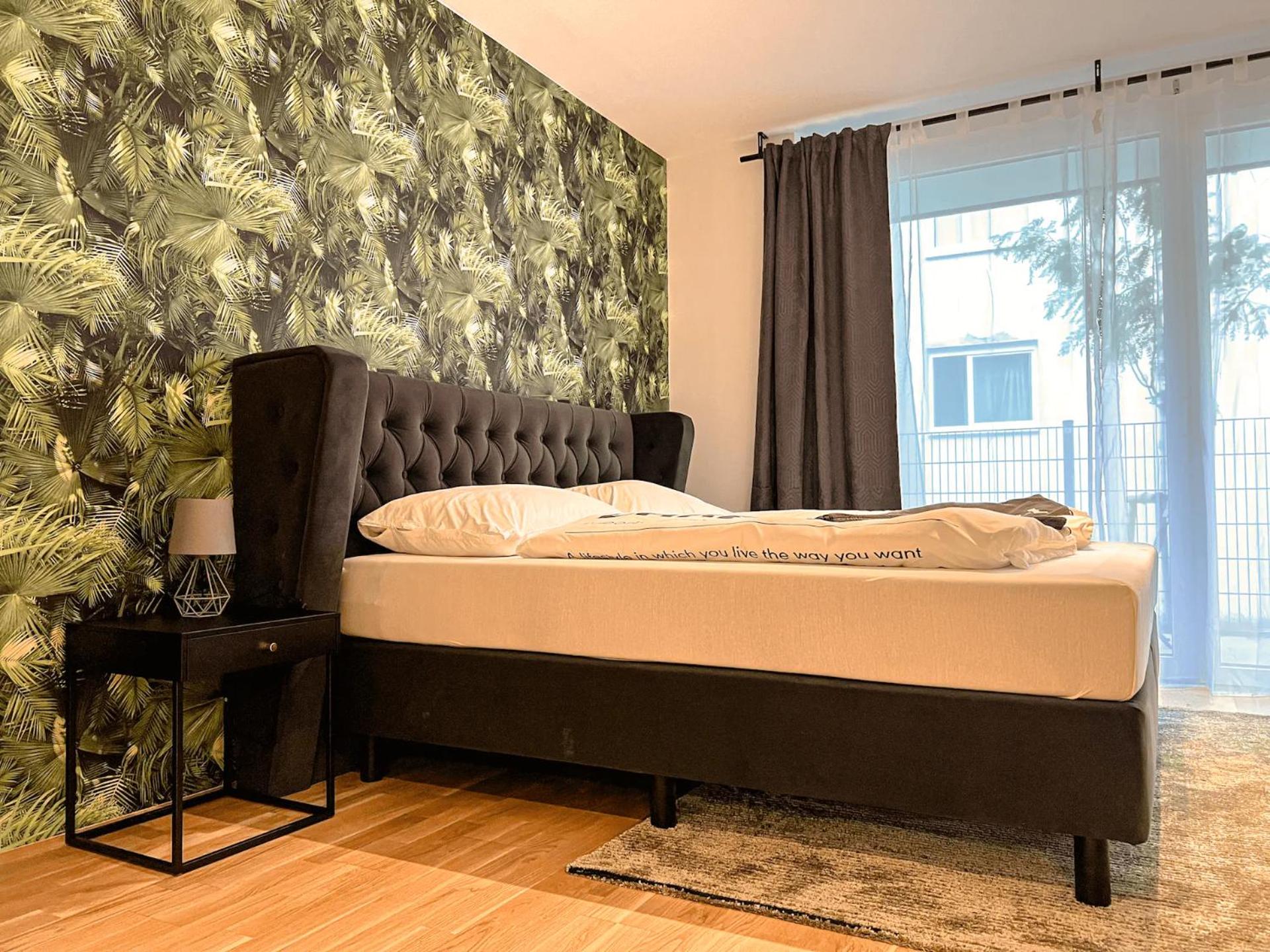 One-Bedroom Apartment with Balcony photo 2