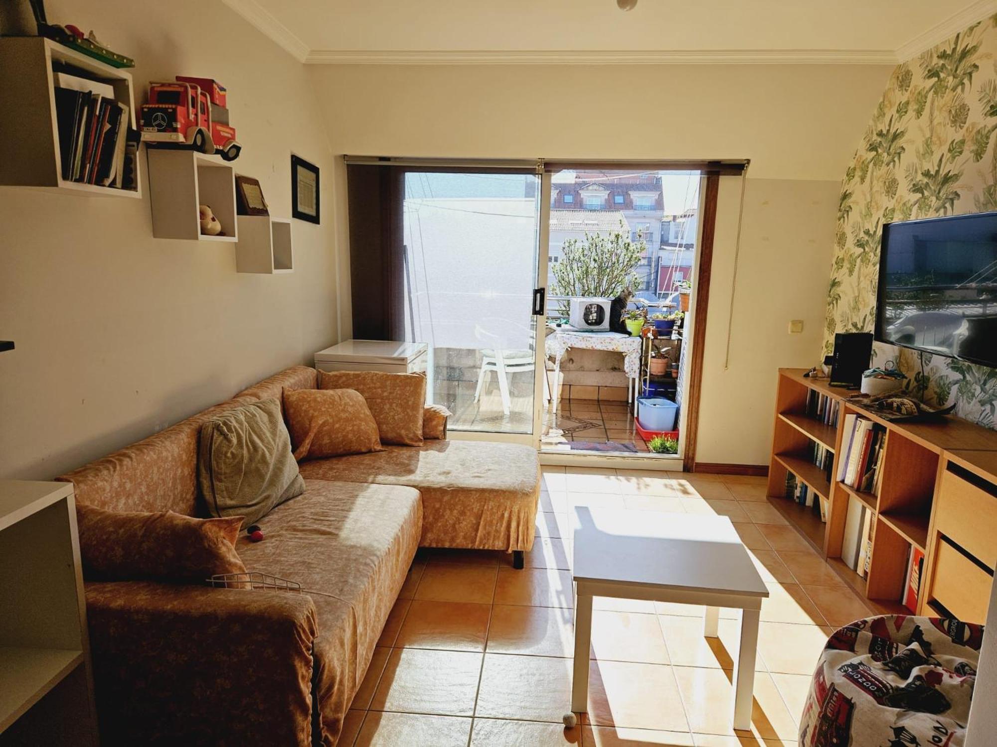 One-Bedroom Apartment photo 3