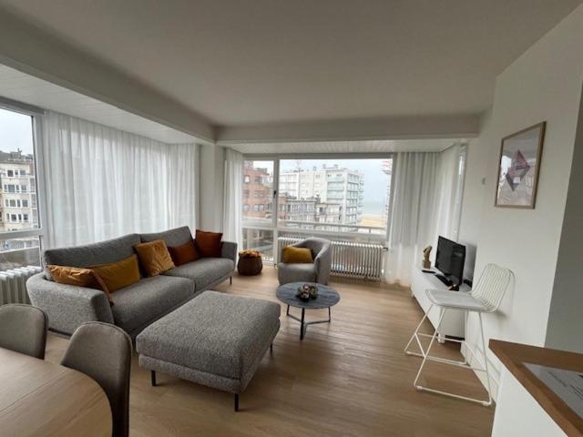 Two-Bedroom Apartment with Terrace and Sea View photo 1