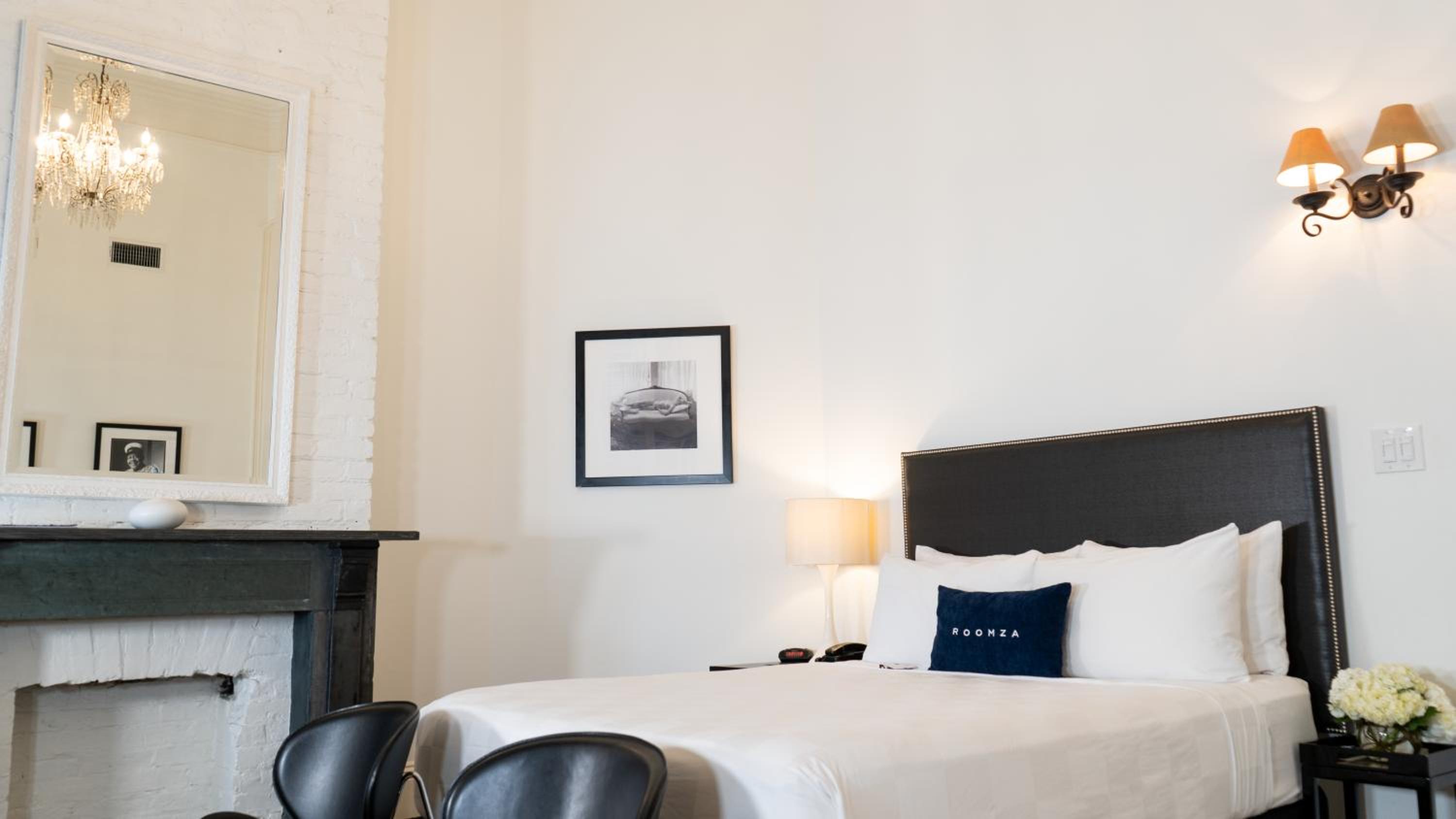 Deluxe Queen Room - Photo 1