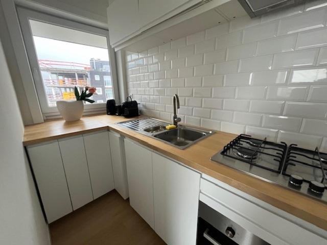 Two-Bedroom Apartment with Terrace and Sea View photo 3