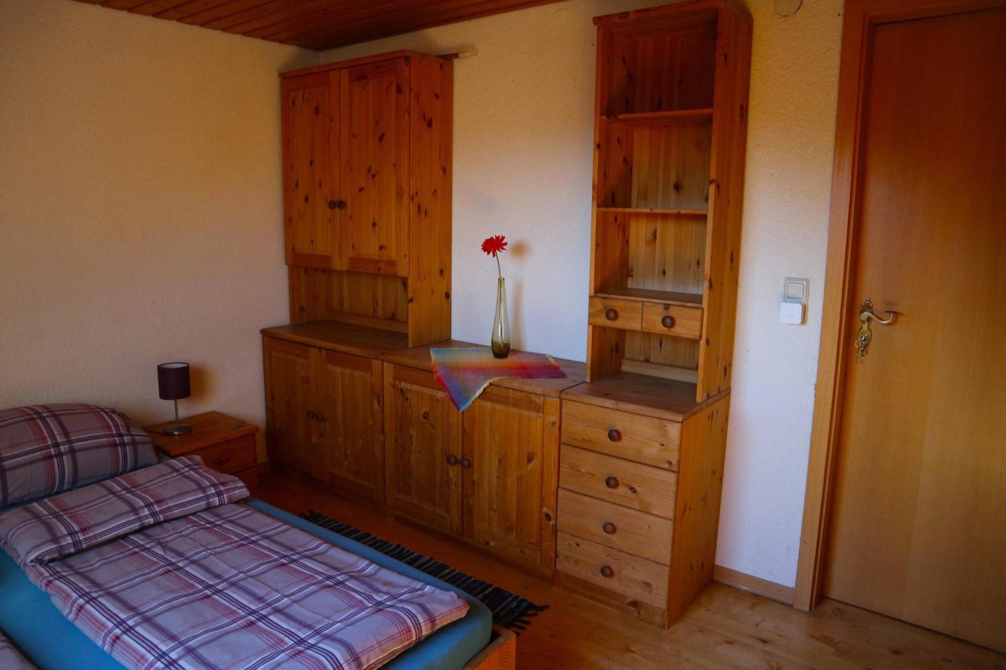 Two-Bedroom Deluxe Apartment with Garden View photo 2
